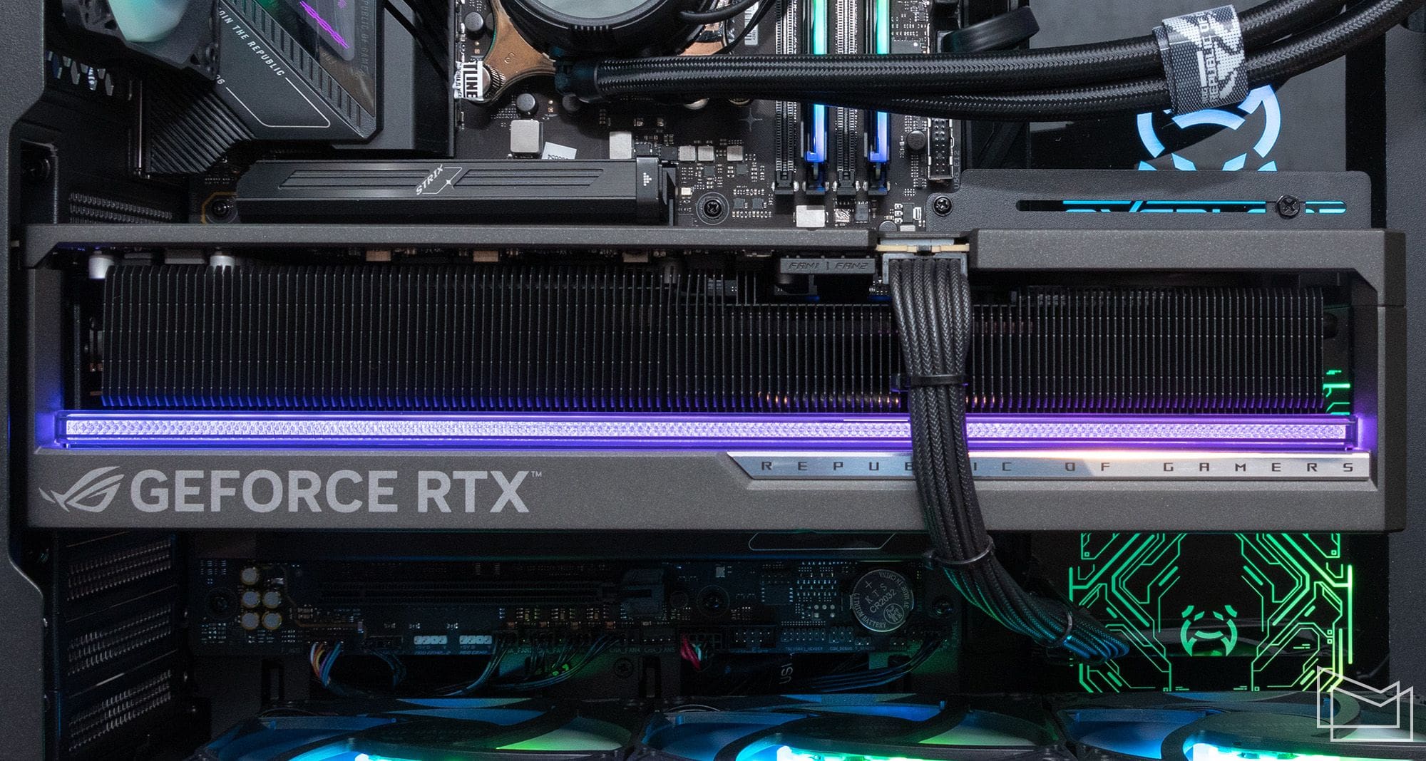 ASUS-ROG-Astral-GeForce-RTX-5080-OC_24