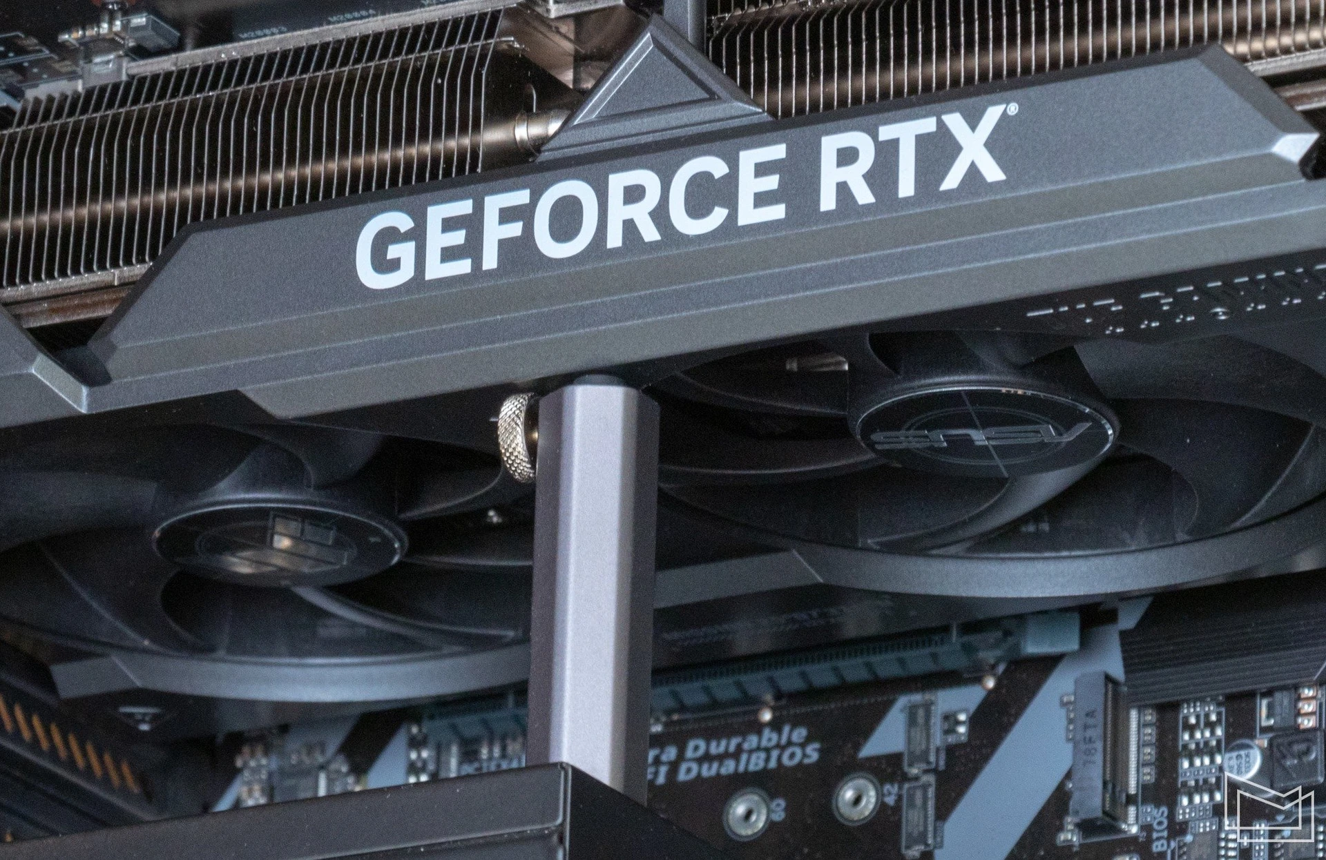 ASUS-TUF-Gaming-GeForce-RTX-4070ti-OC_5