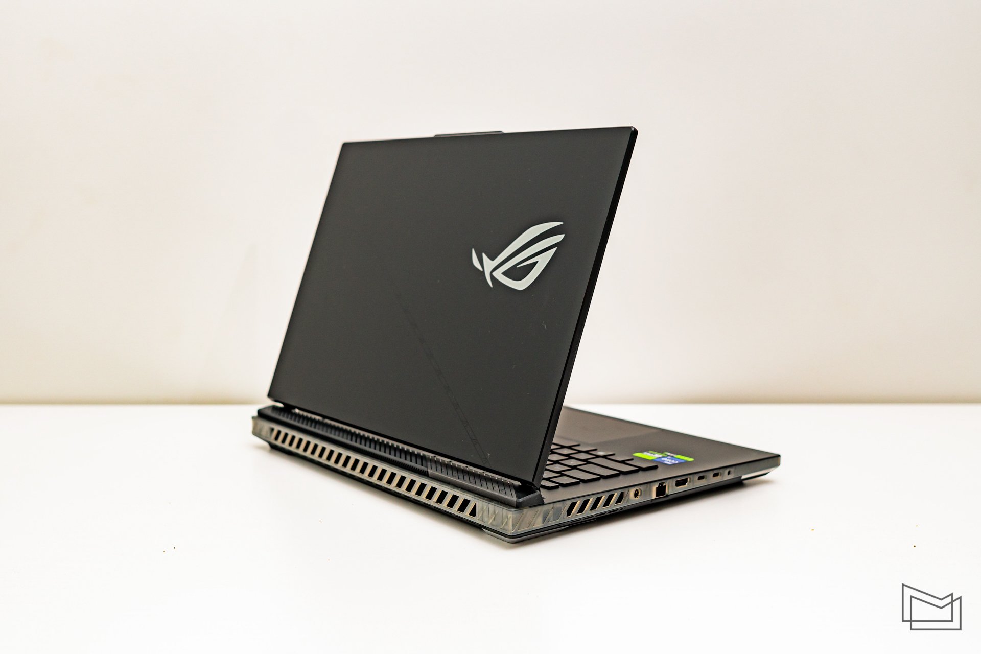 ASUS ROG Strix SCAR 16 (G634J) (31 of 57)