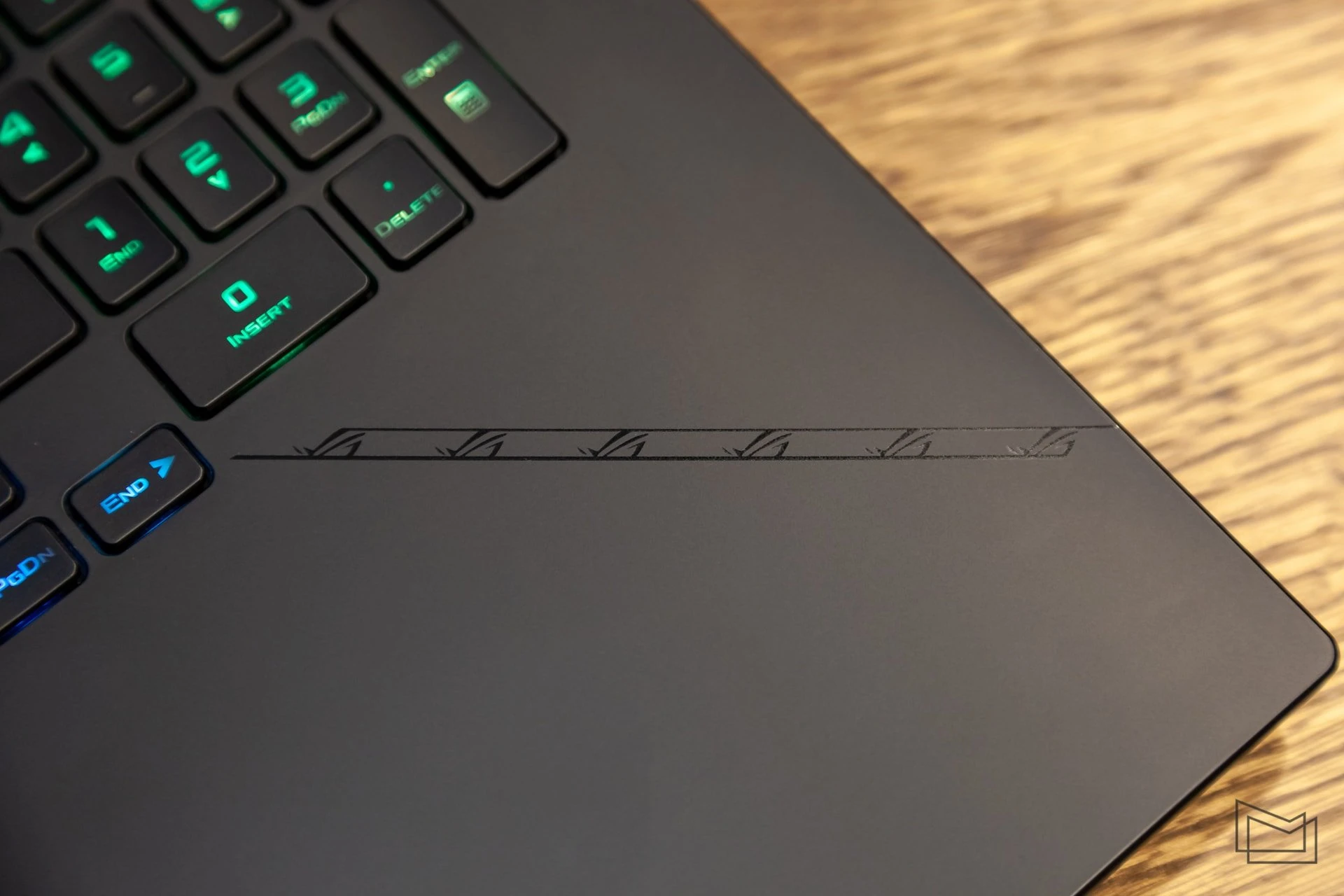 ASUS ROG Strix SCAR 17 (G733P) (8 of 31)