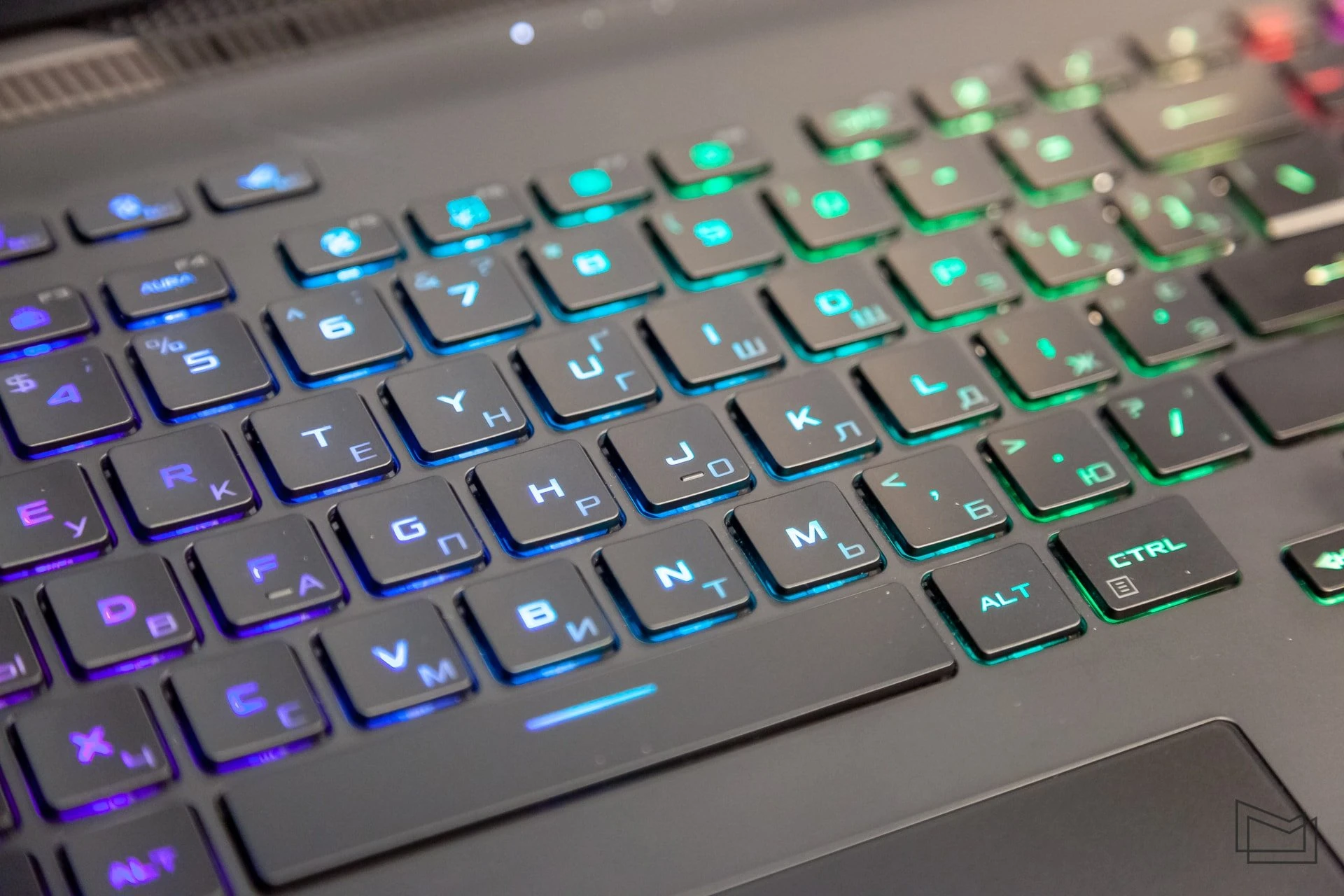 ASUS ROG Strix SCAR 17 (G733P) (9 of 31)