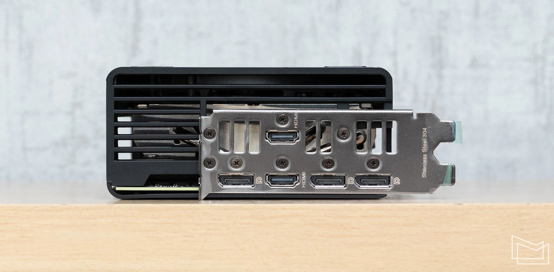 ASUS-ROG-STRIX-RTX-4070Ti-SUPER-OC_21