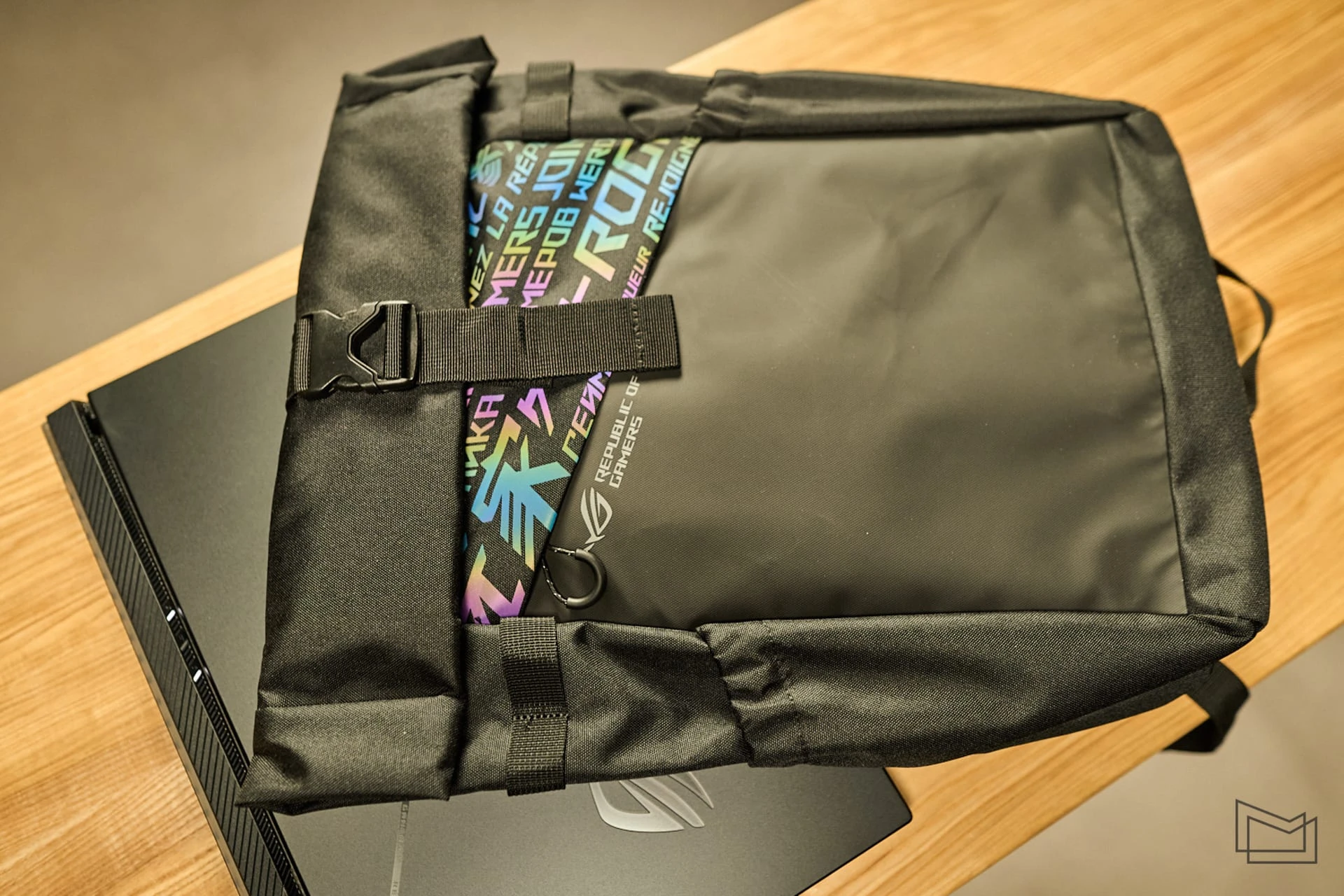 ASUS ROG Strix SCAR 18 (G834JYR) 2024 (35 of 41)