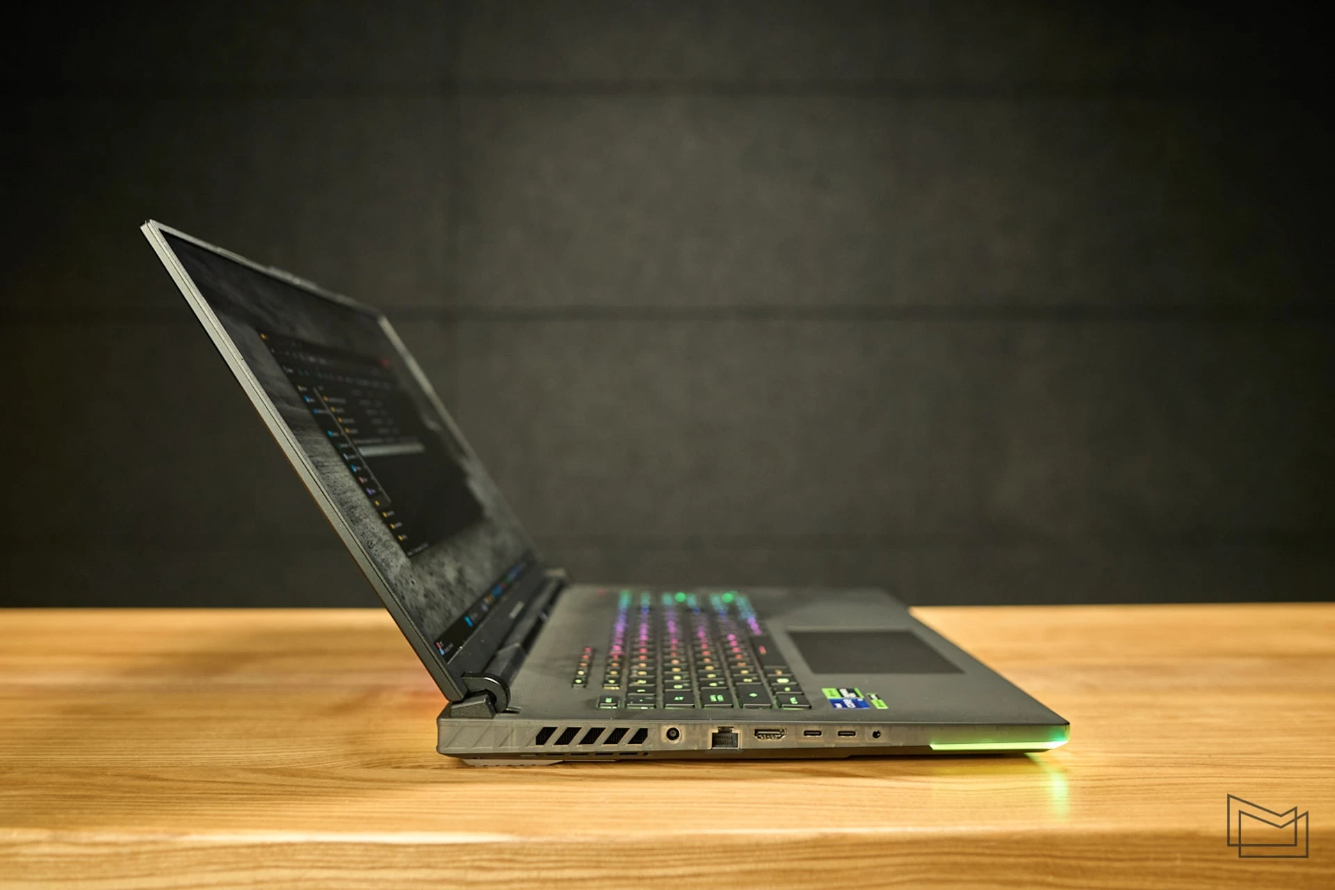 ASUS ROG Strix SCAR 18 (G834JYR) 2024 (7 of 41)