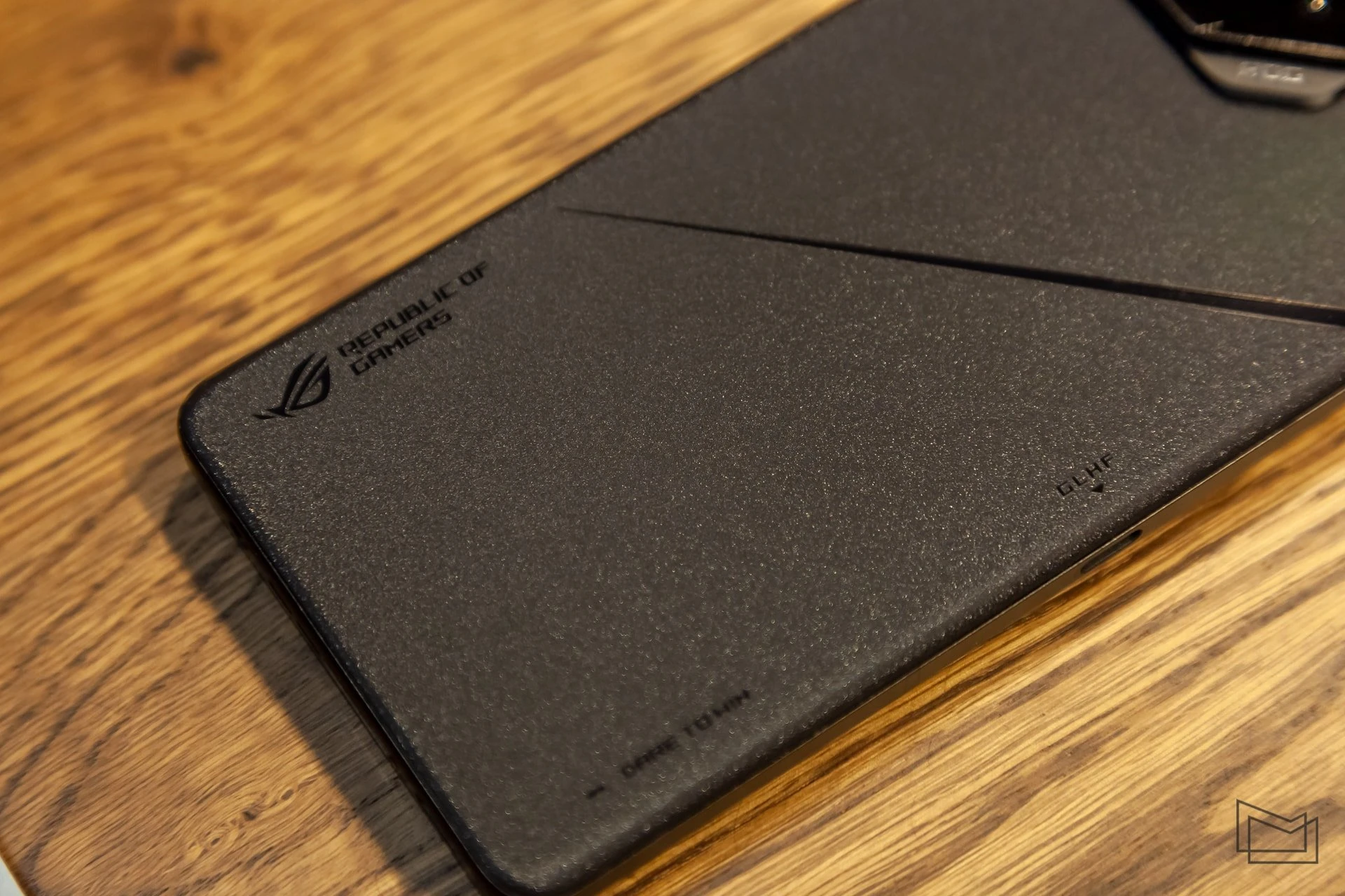ASUS ROG Phone 8 Pro (9 of 37)