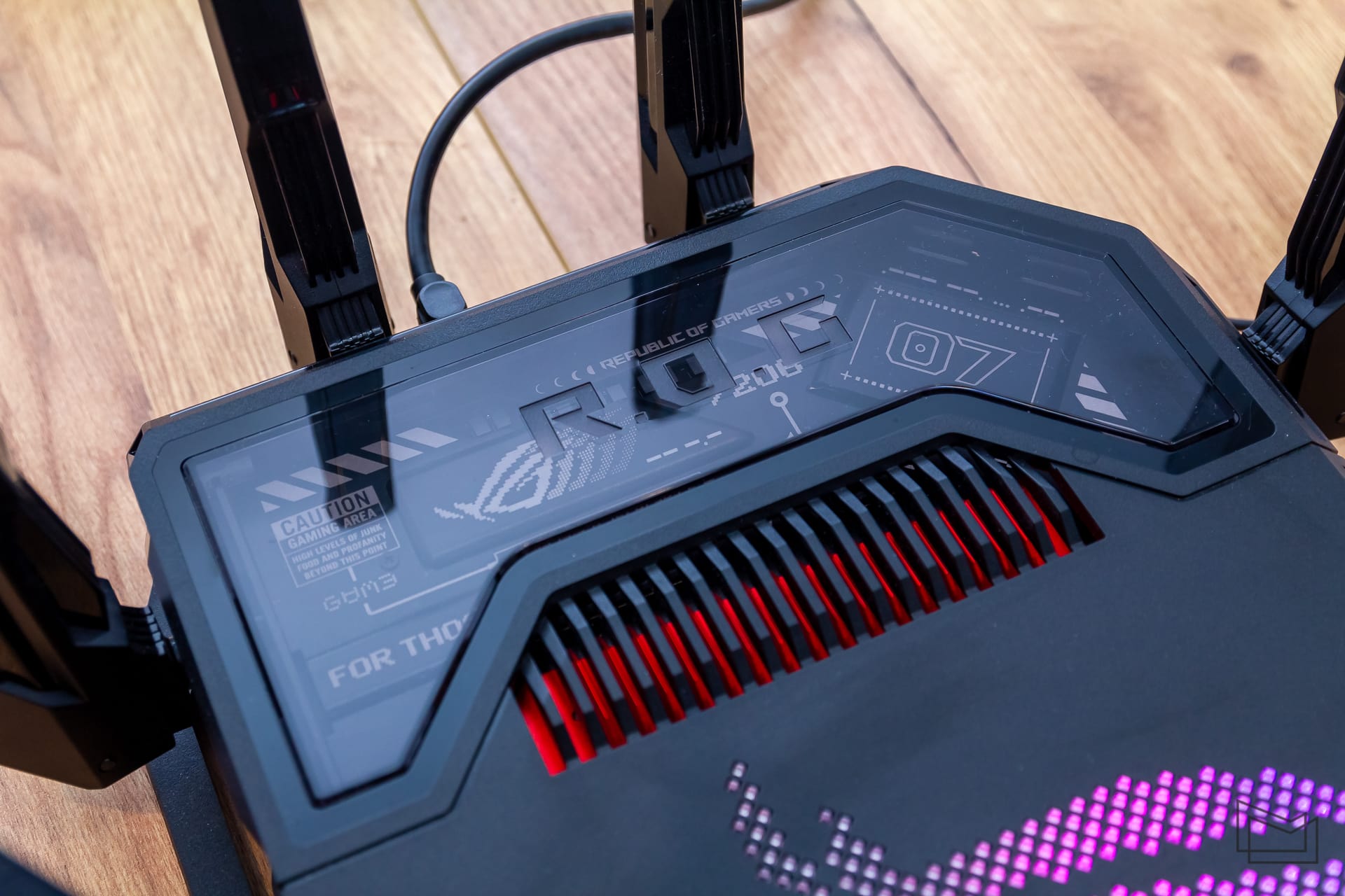 ASUS ROG Rapture GT-BE98 (7 of 21)