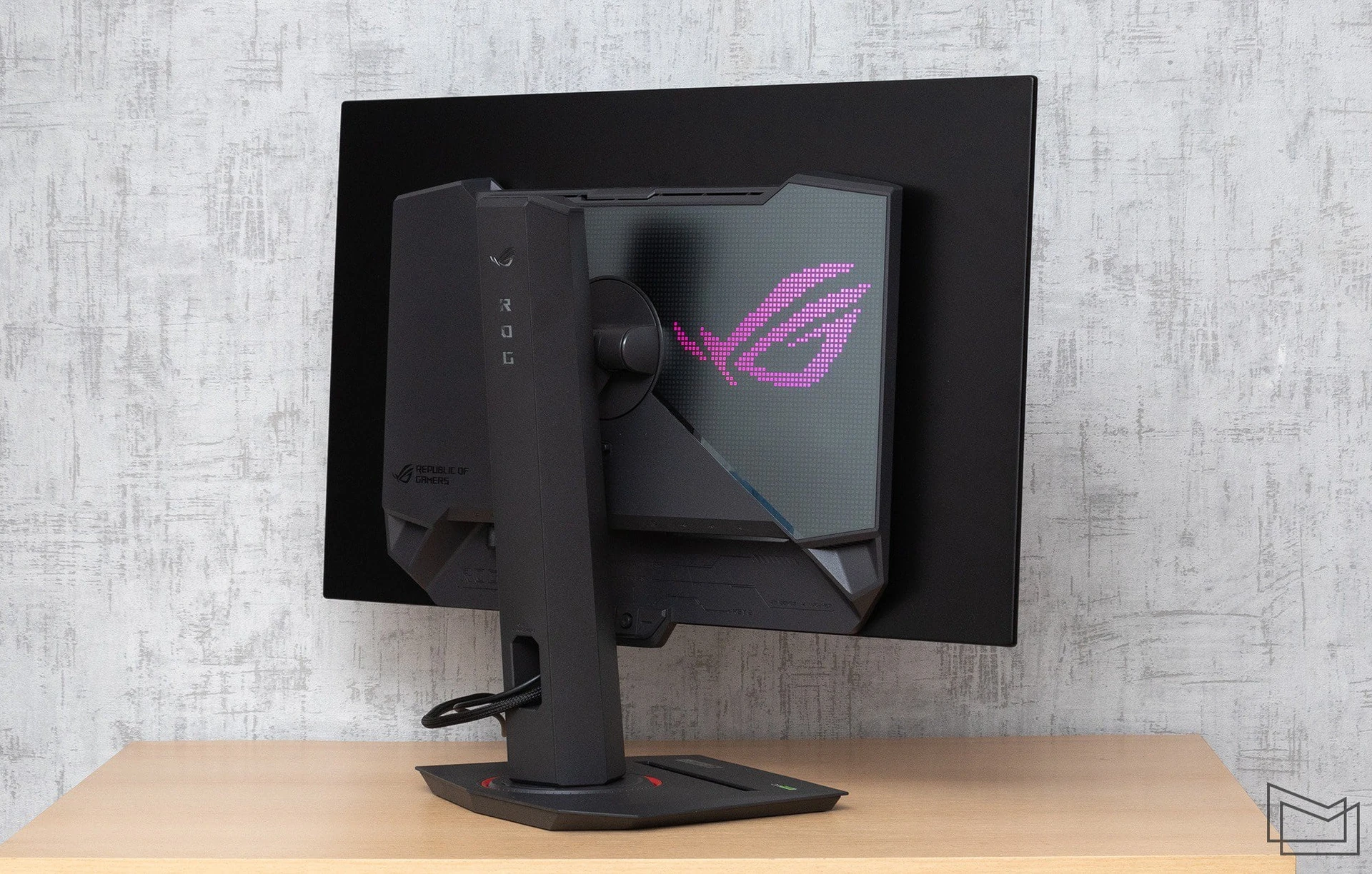 ASUS ROG Strix OLED XG27AQDMG 13