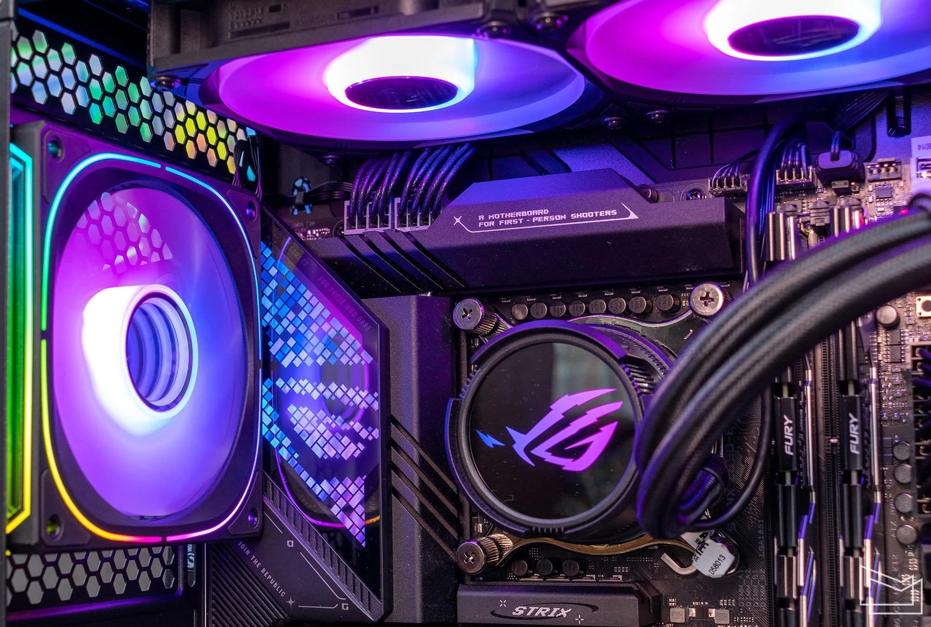 ASUS-ROG-STRIX-Z890-E-GAMING-WIFI_18m