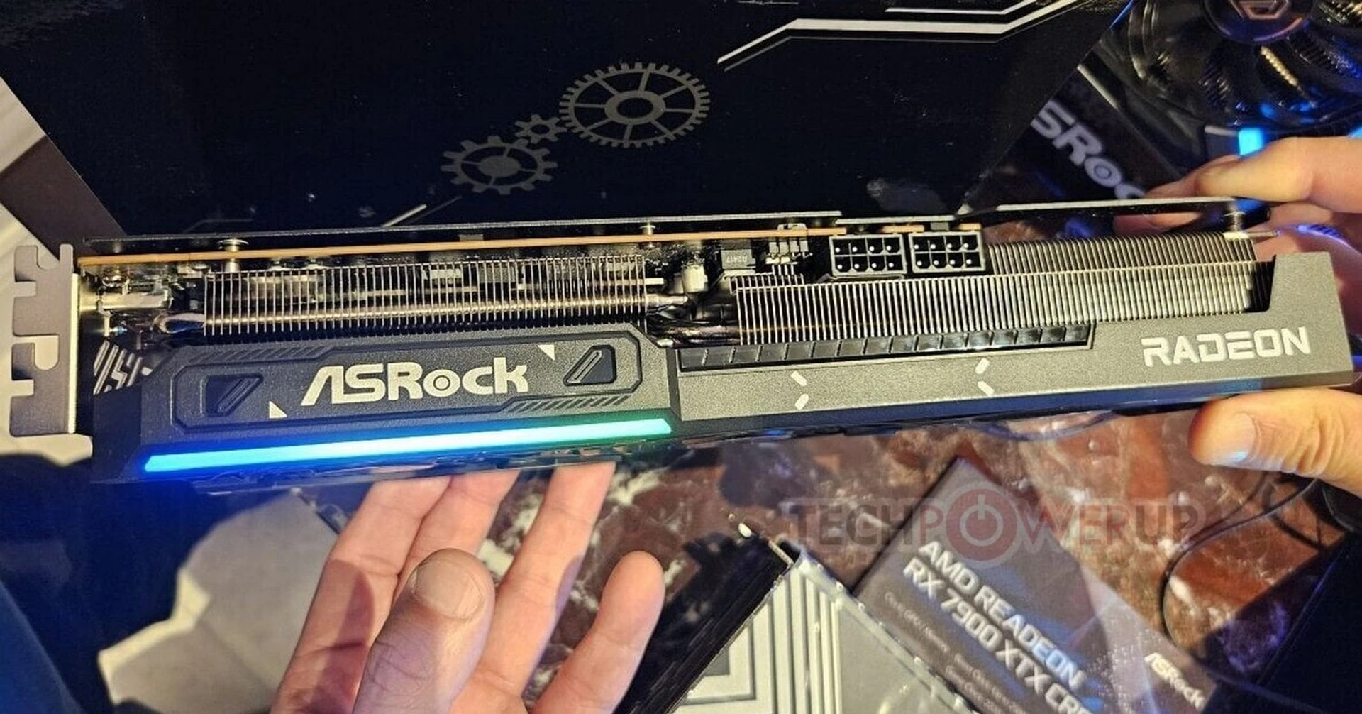 ASROCK-9070-CHALLENGER-2