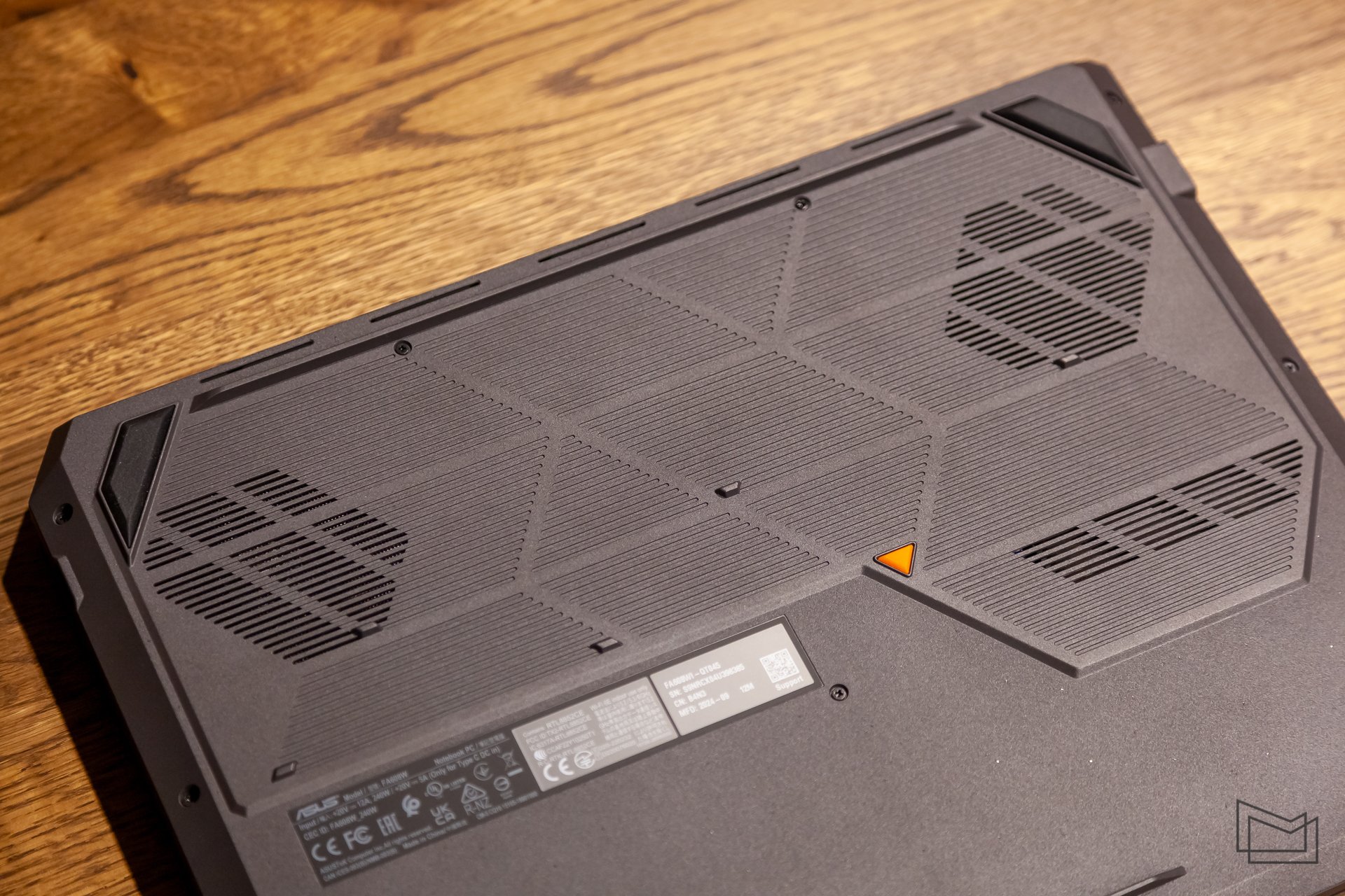 ASUS TUF Gaming A16 (2024) (5 of 26)