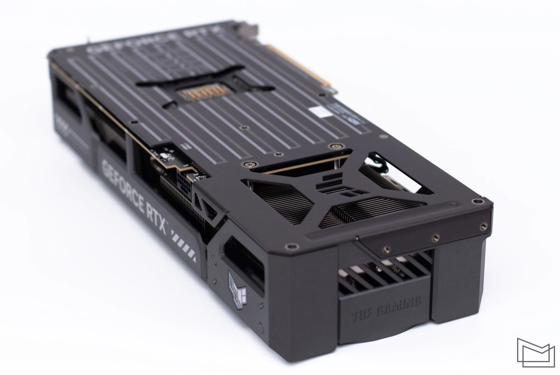 ASUS-TUF-Gaming-GeForce-RTX-5070-Ti-OC_19