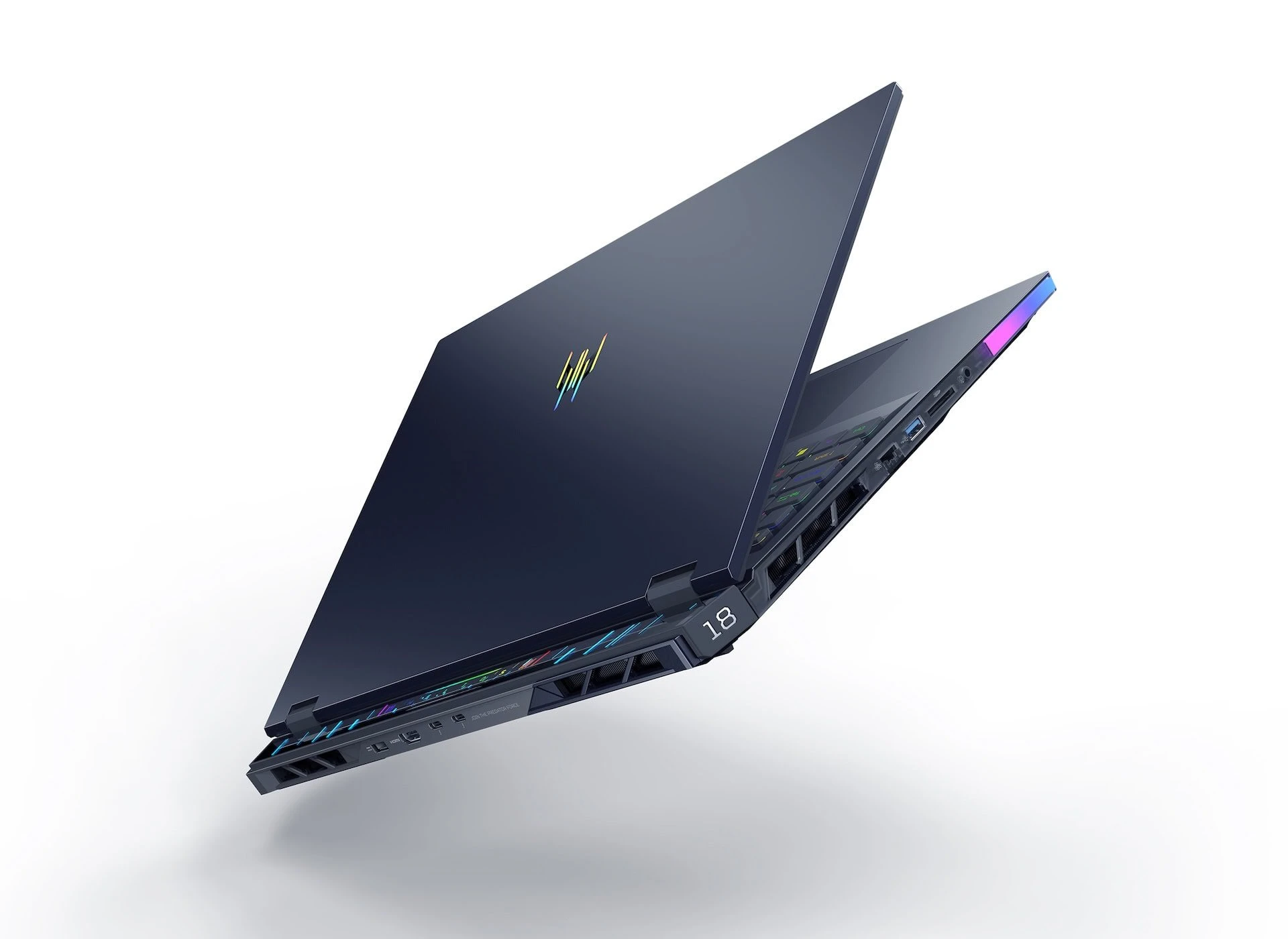 Acer Predator Helios 18 AI_2