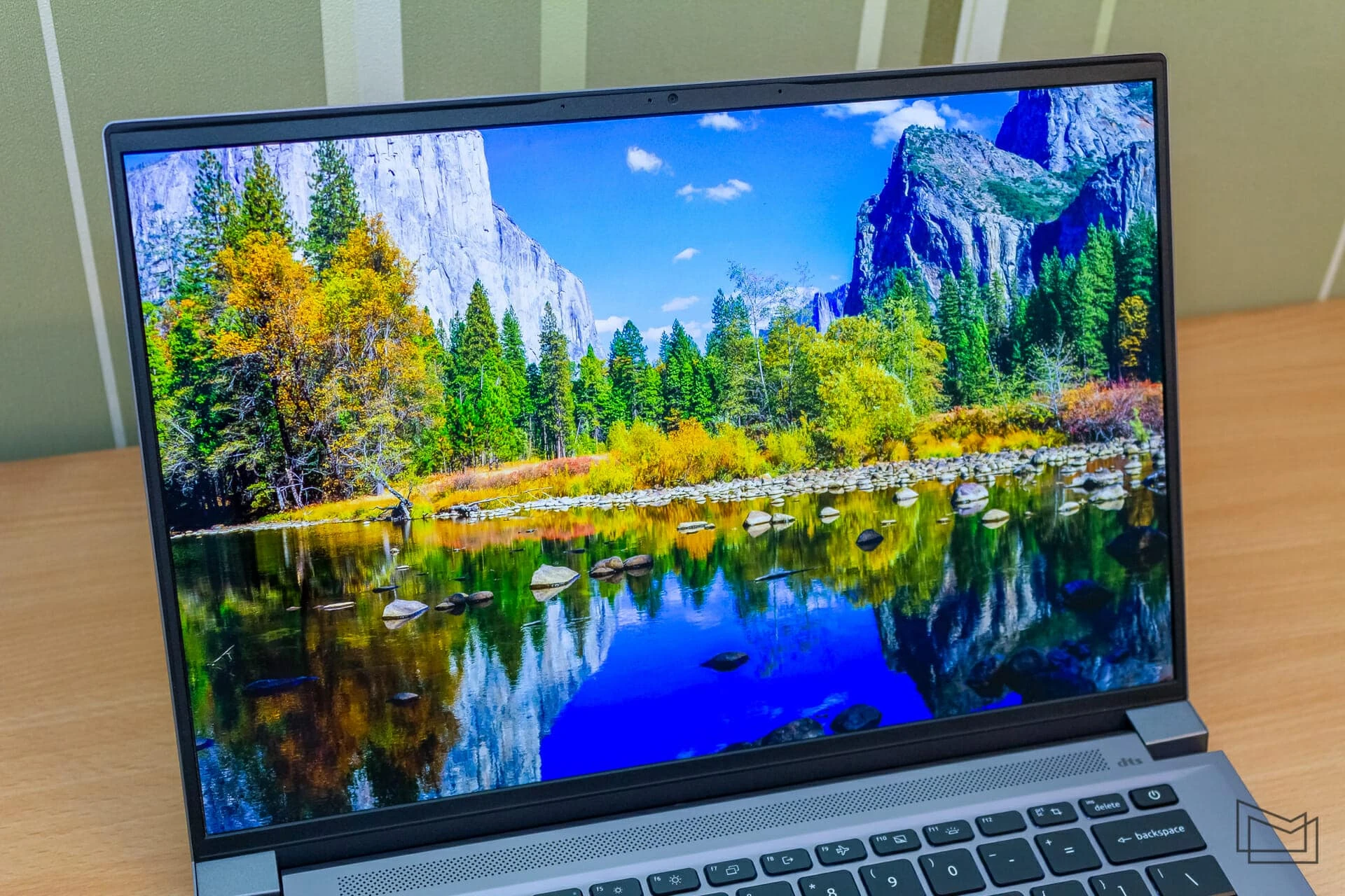 Acer Swift X 14 2023 (12 of 20)