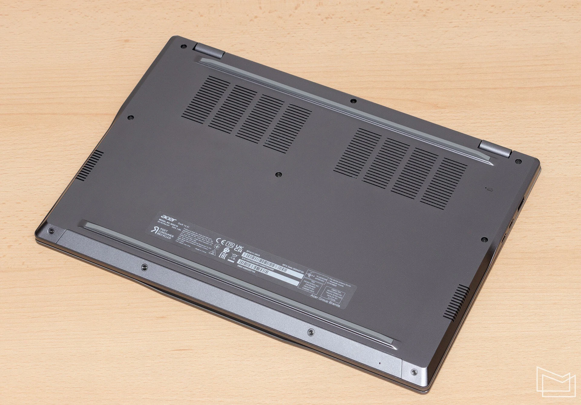 Acer_Swift_14_AI_05