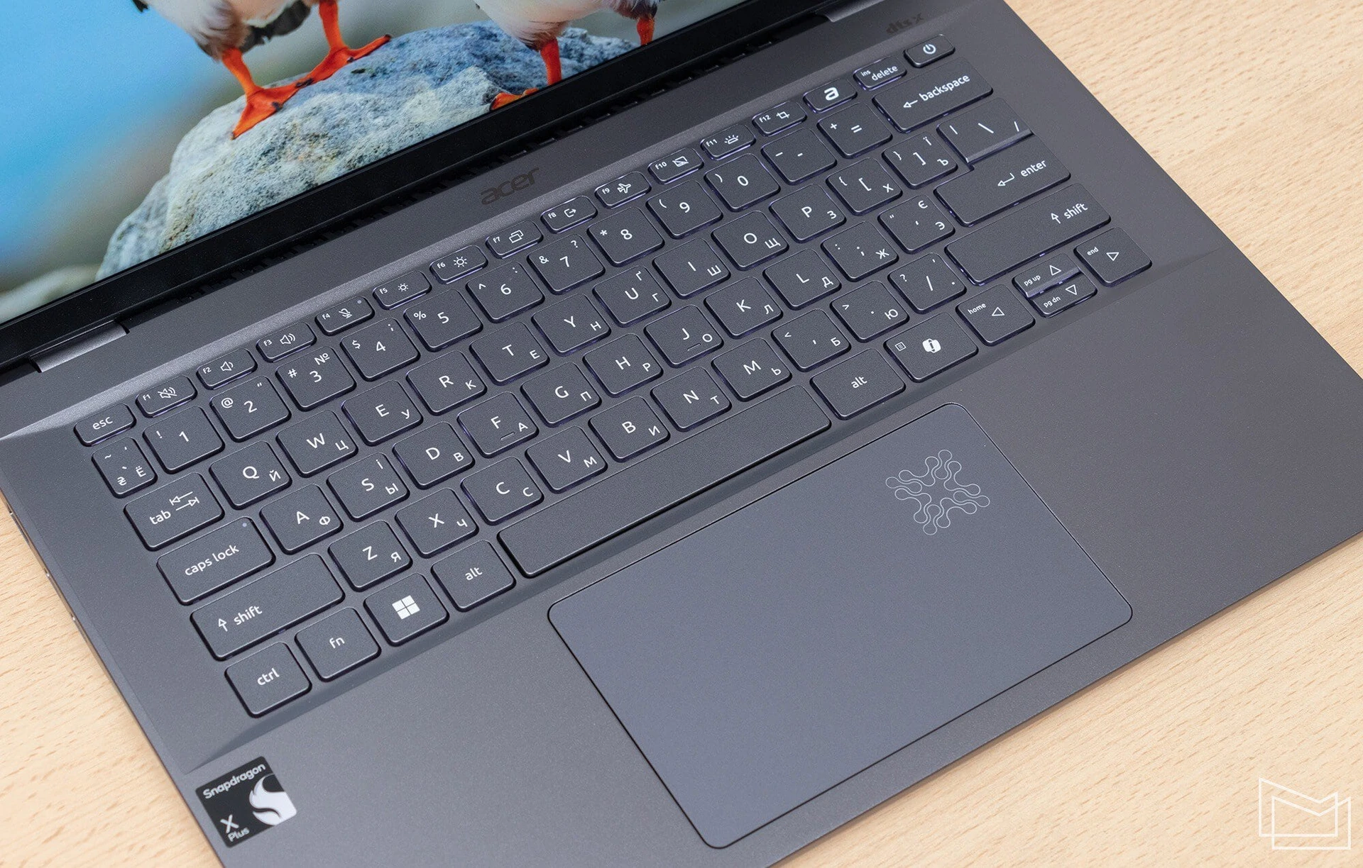 Acer_Swift_14_AI_22