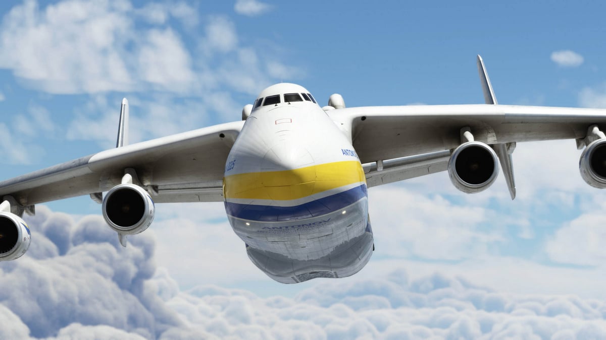 Antonov_An-225_Mriya_05