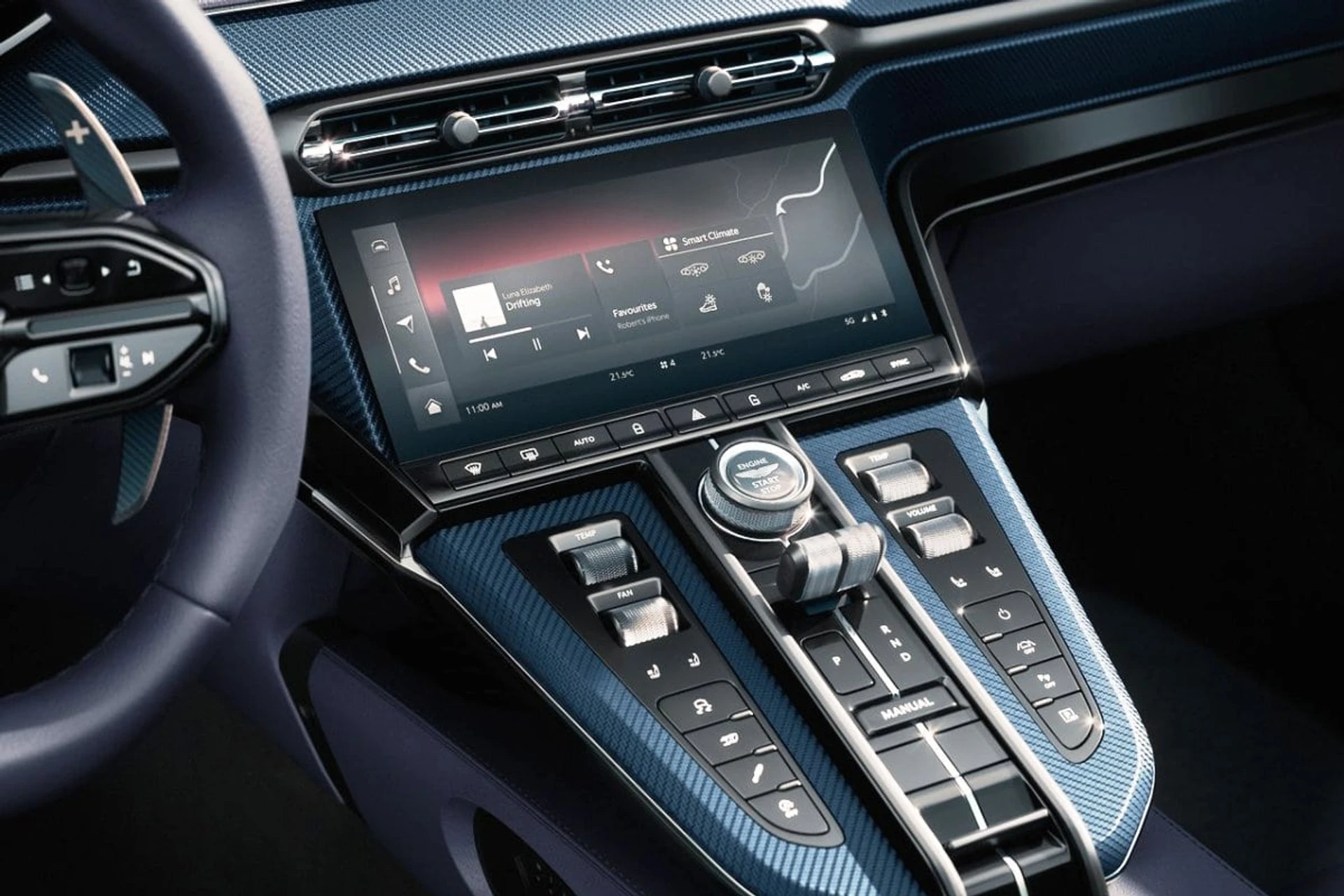 Aston Martin Vantage Roadster inside