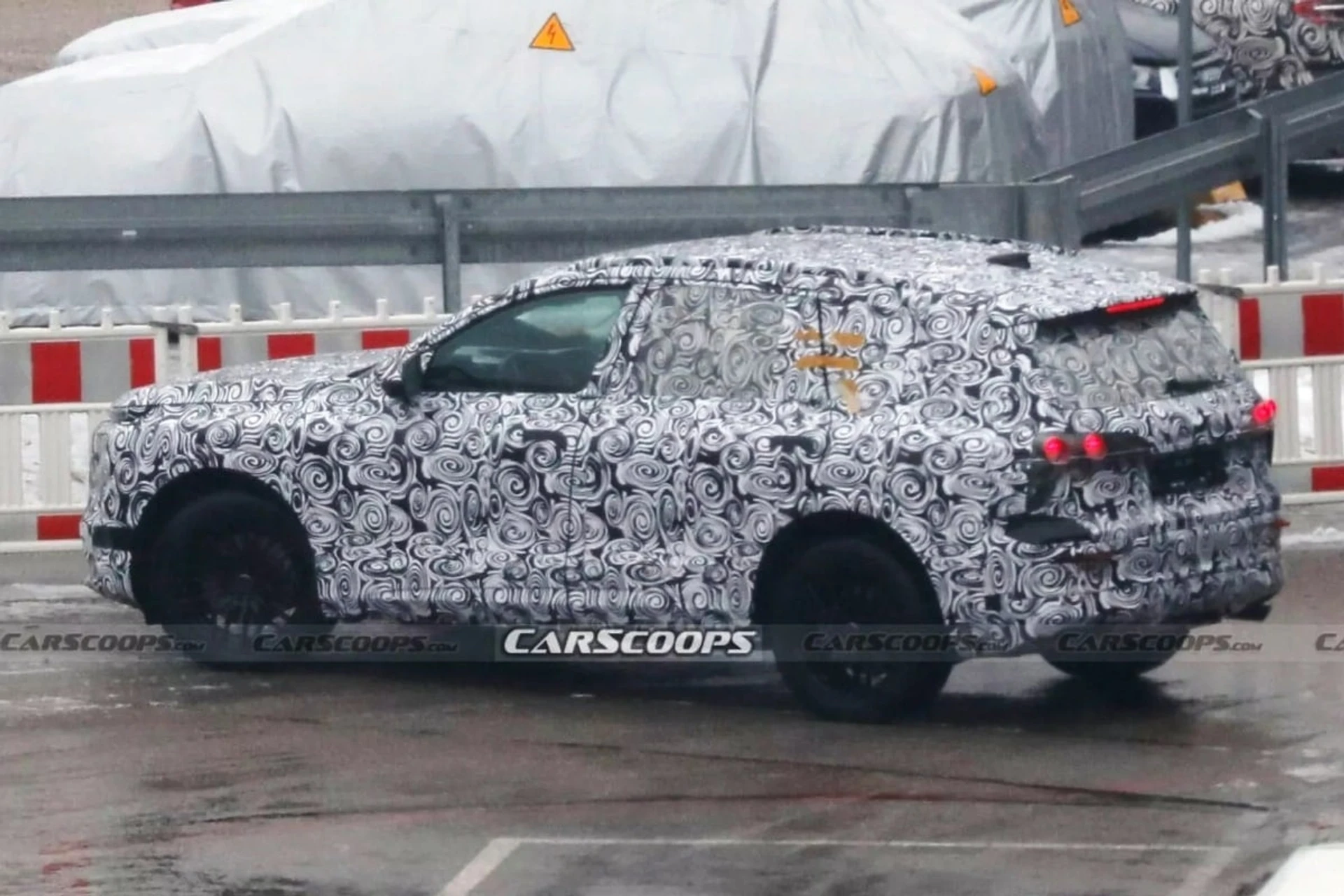 Audi Q9 rear