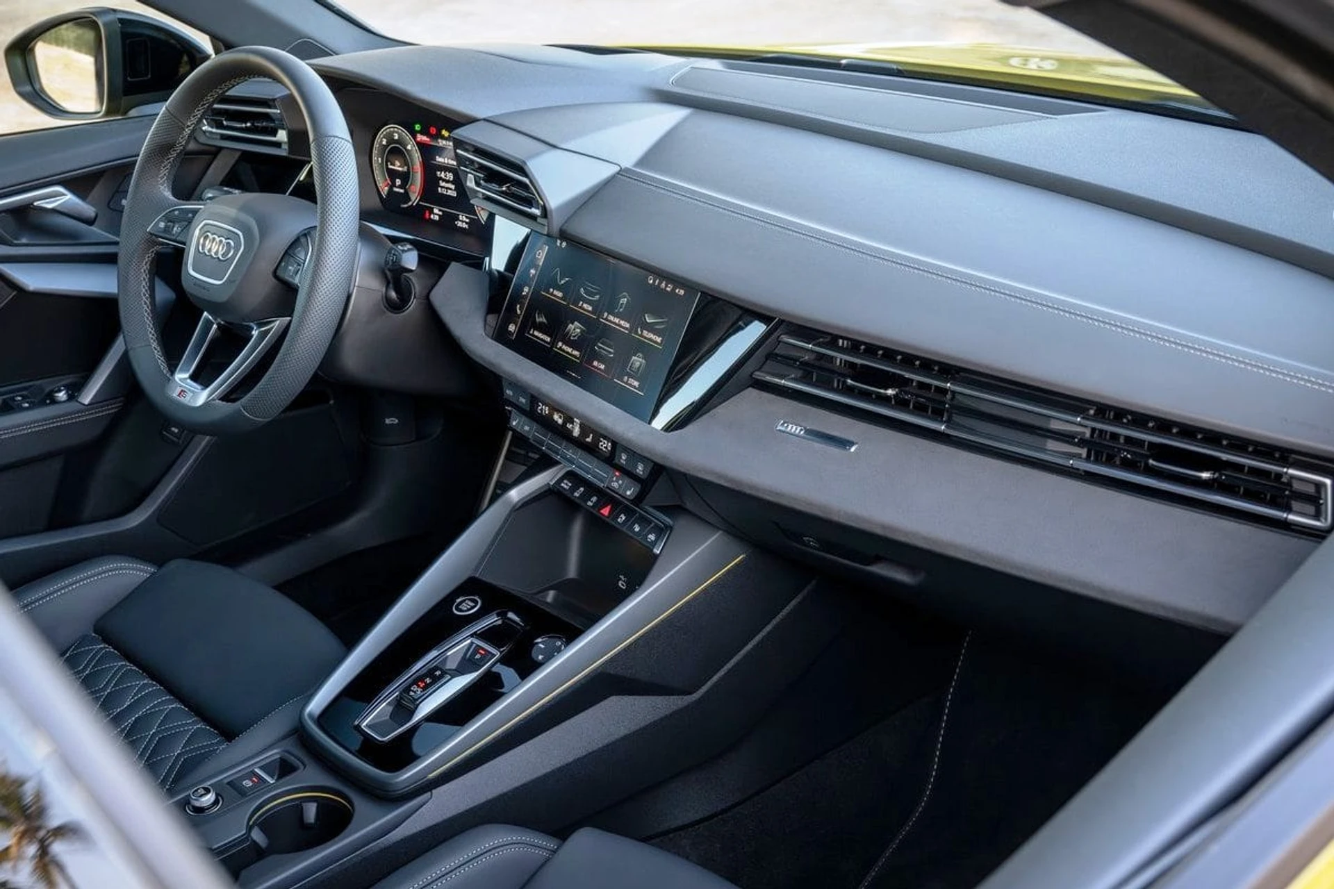 Audi A3 allstreet inside