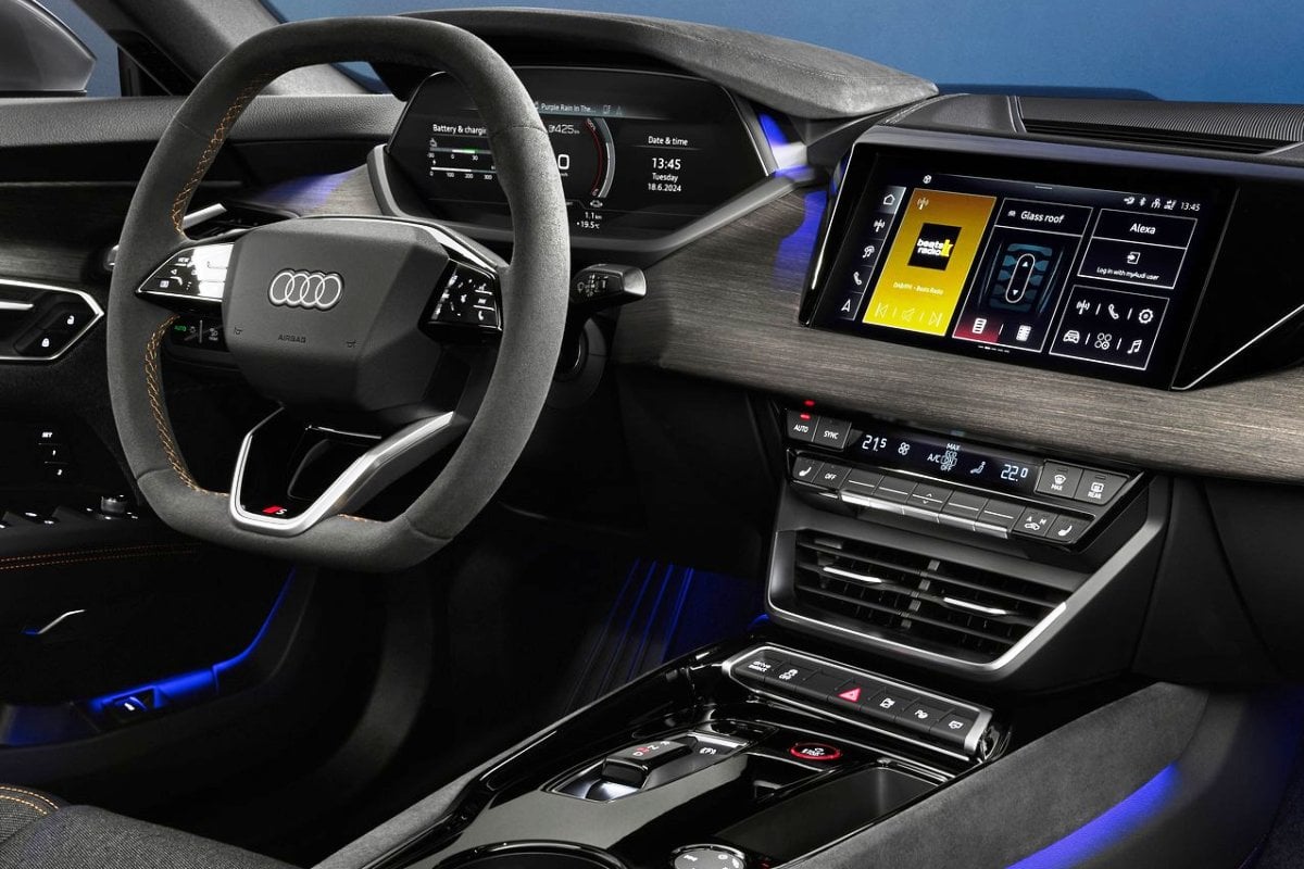 Audi S e-tron GT inside