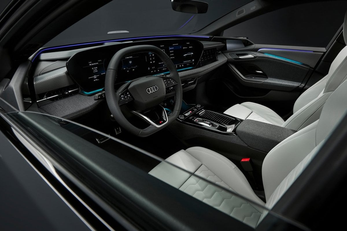 Audi A6 Avant e-tron inside