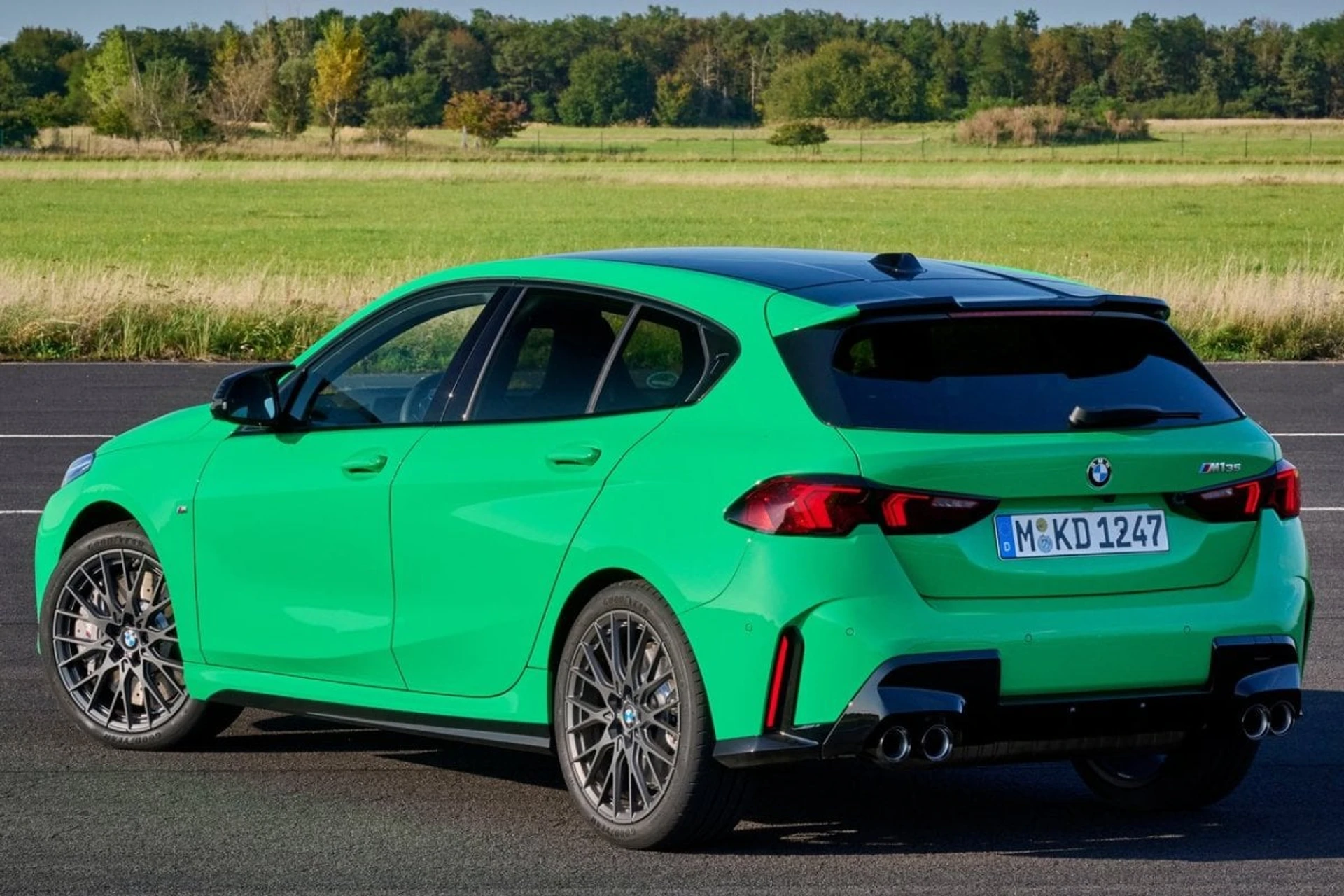 BMW 1-series 2025