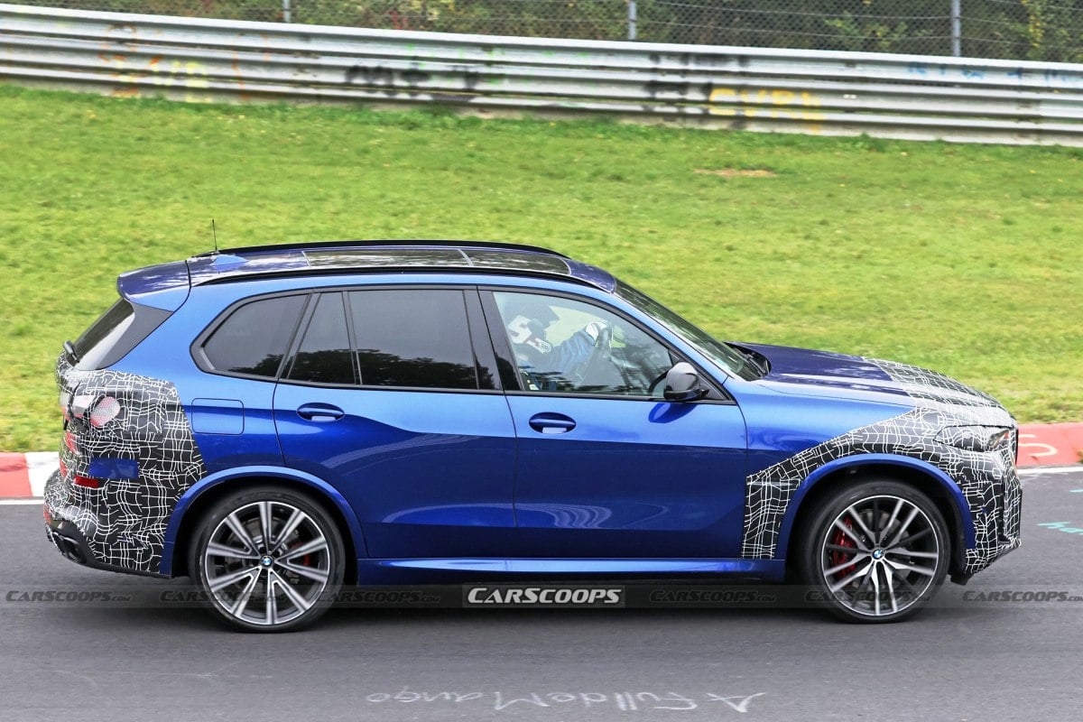 BMW X5 2024 side