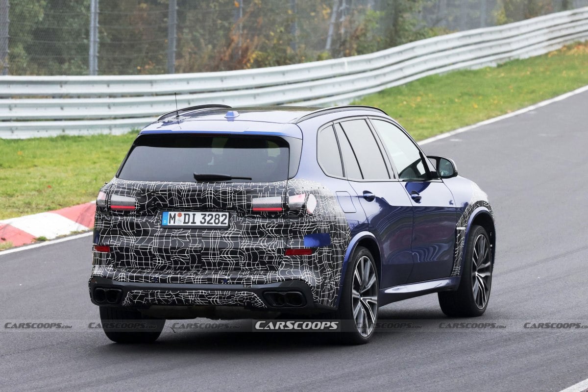 BMW X5 2024 rear