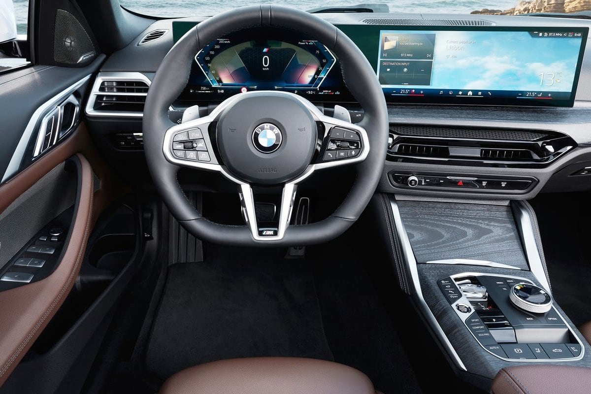 BMW 4-Series Convertible inside