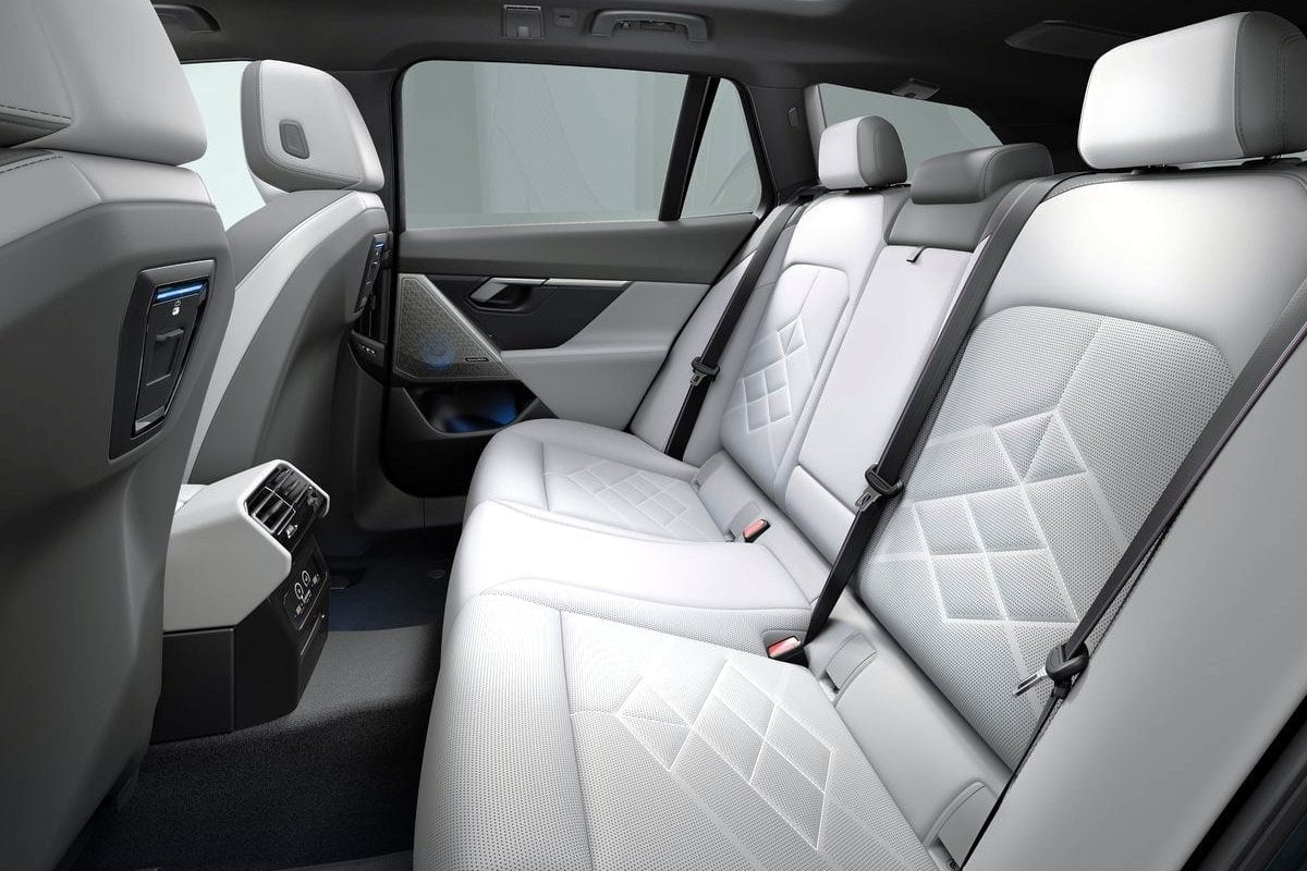 BMW i5 Touring rear seats