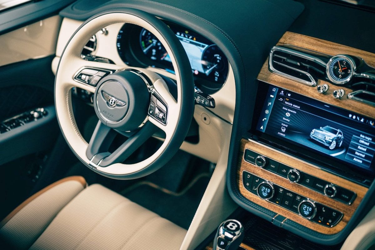 Bentley Bentayga Odyssean Edition 4