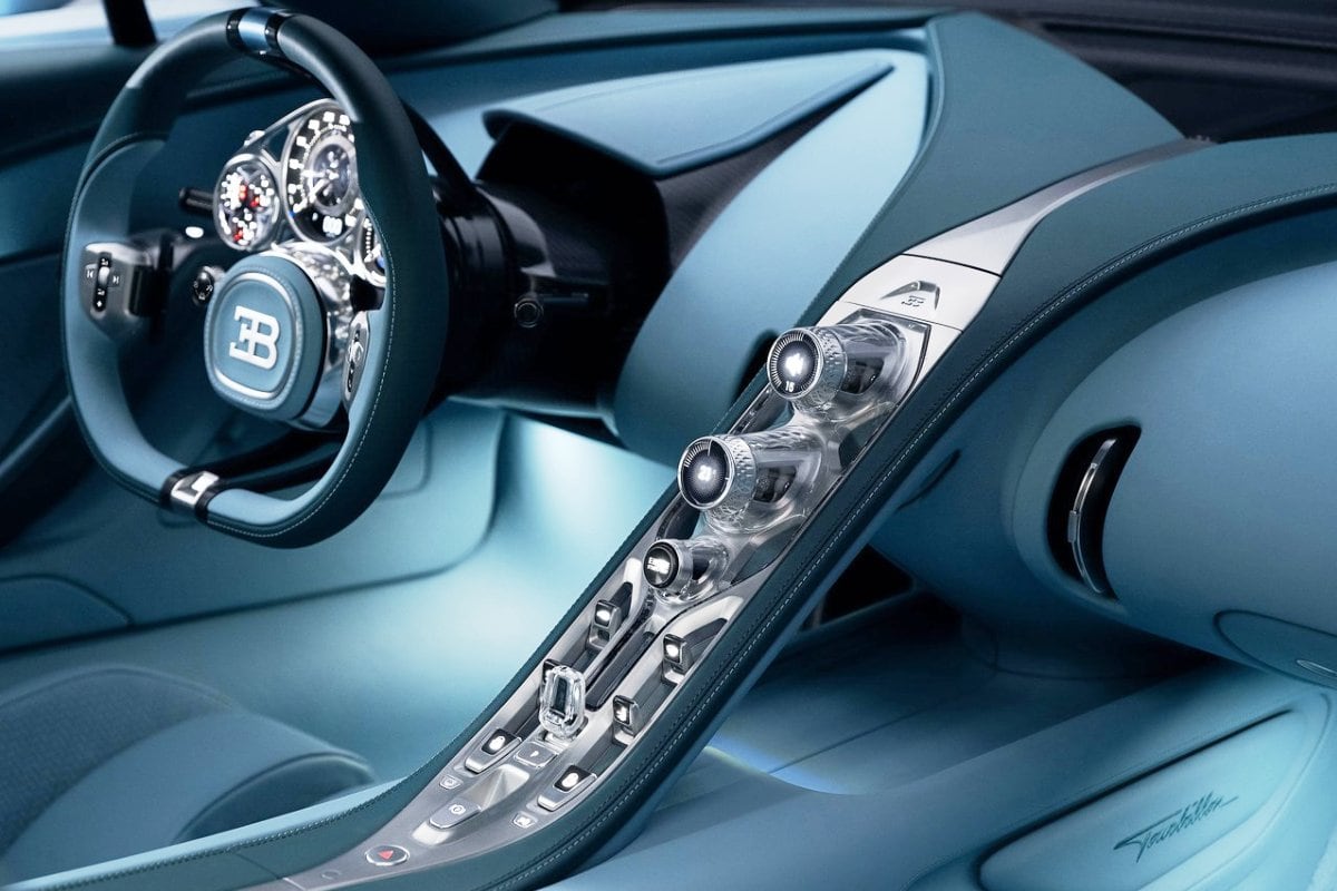 Bugatti Tourbillon 14