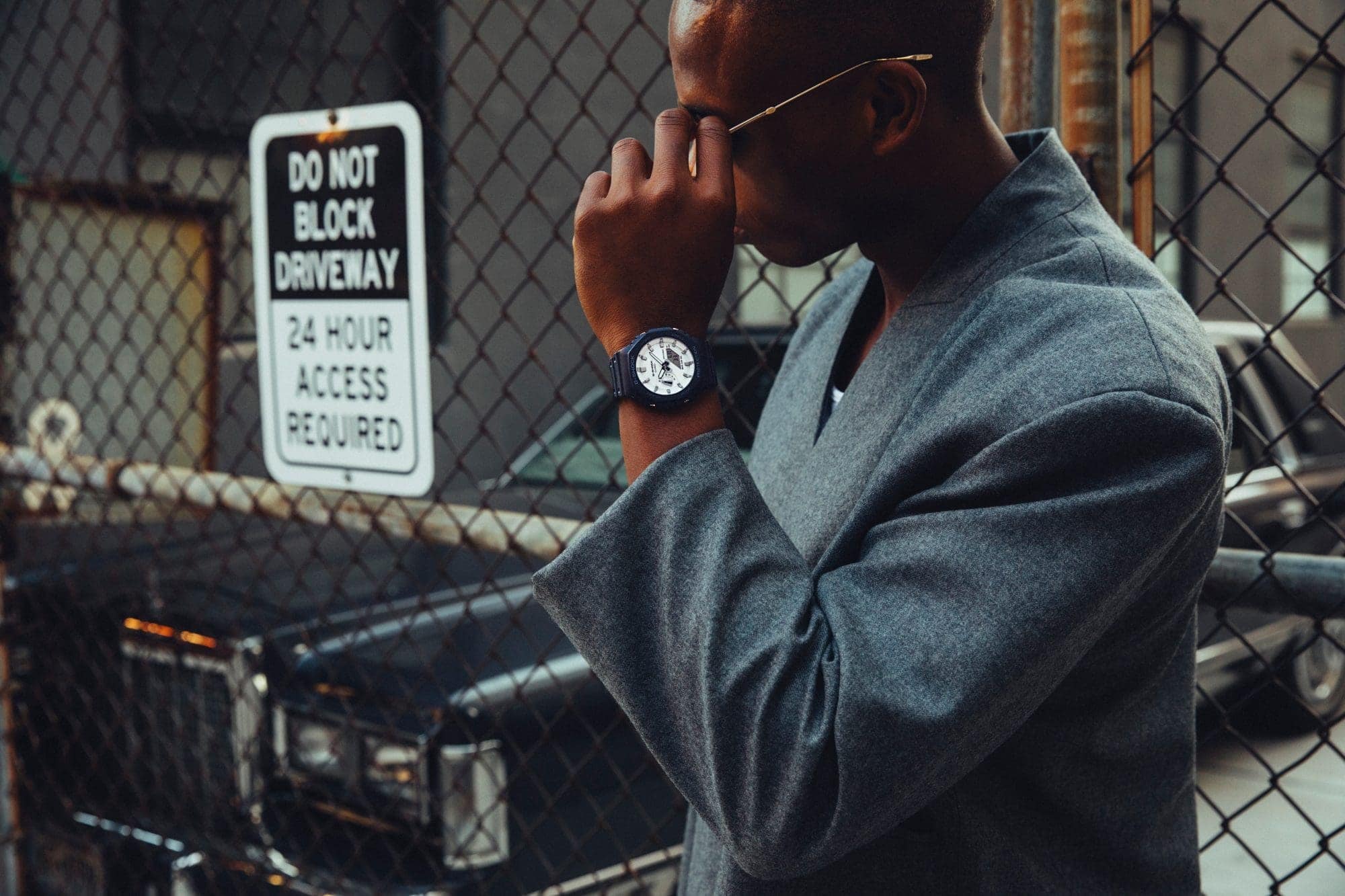 Casio Black and White G-SHOCK-4