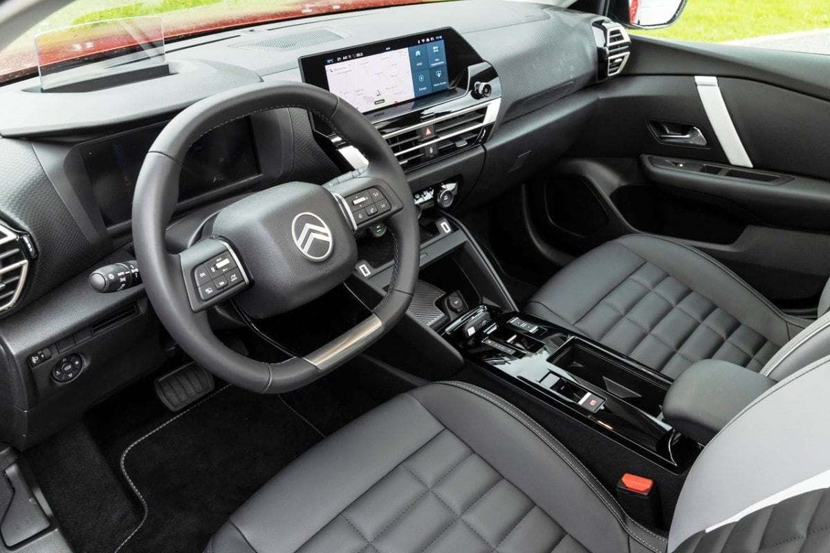 Citroen C4 inside