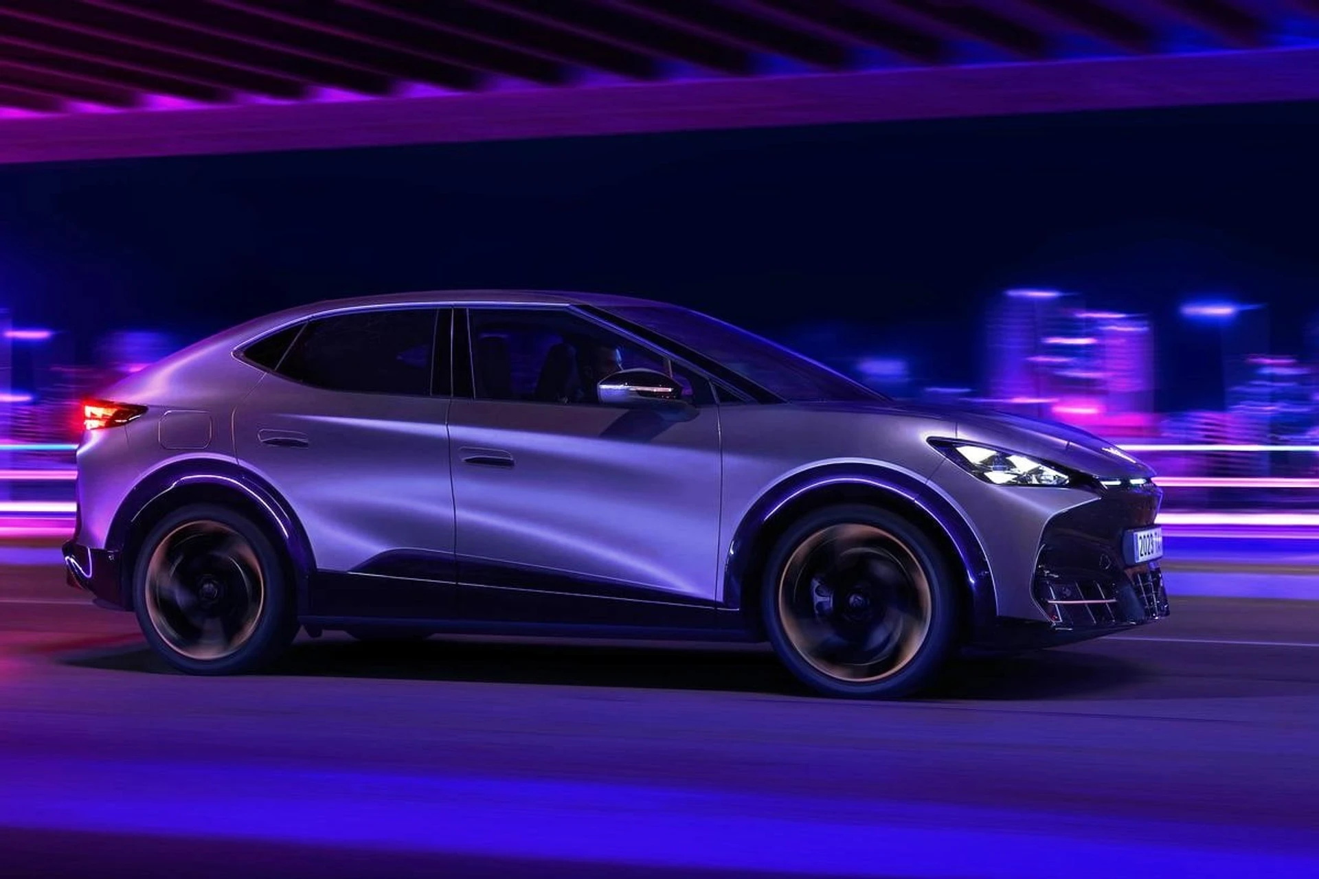 Cupra Tavascan 1