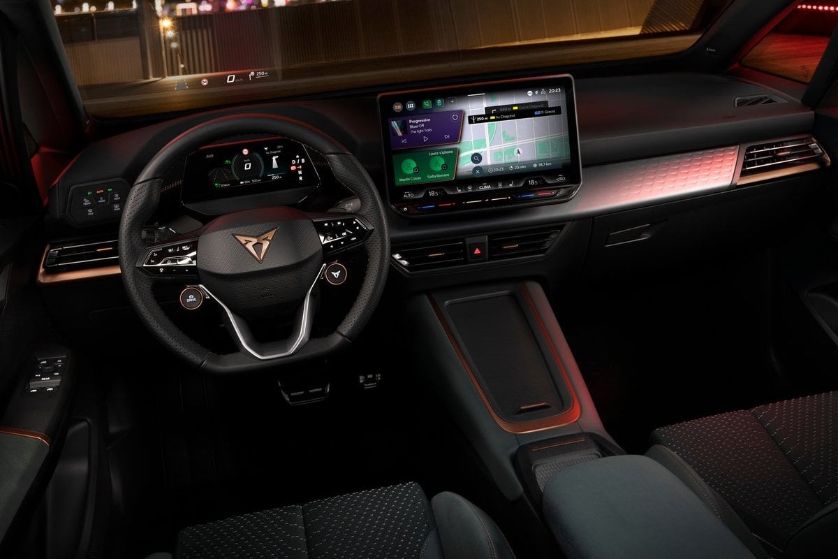 Cupra Born VZ inside