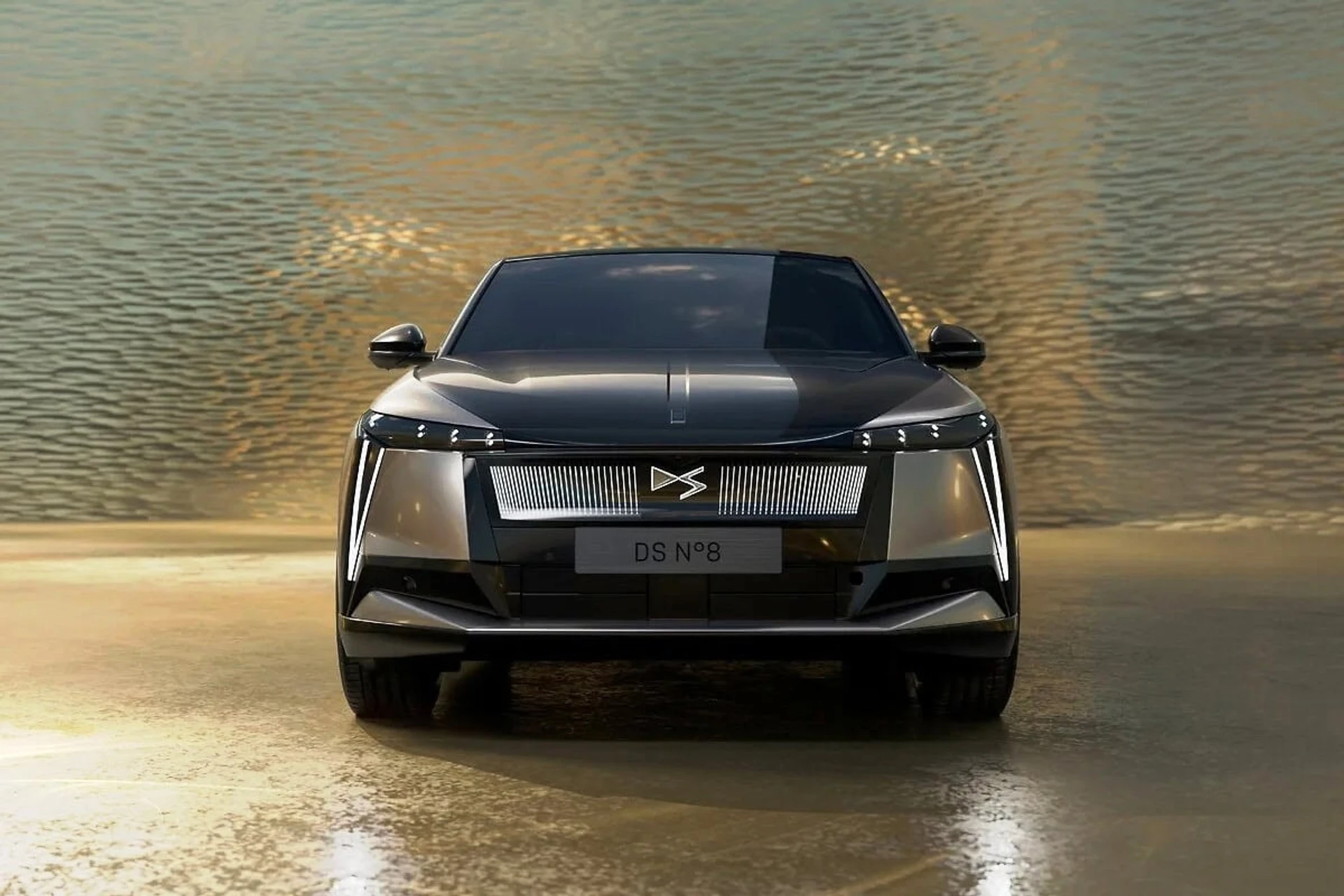 DS №8 front