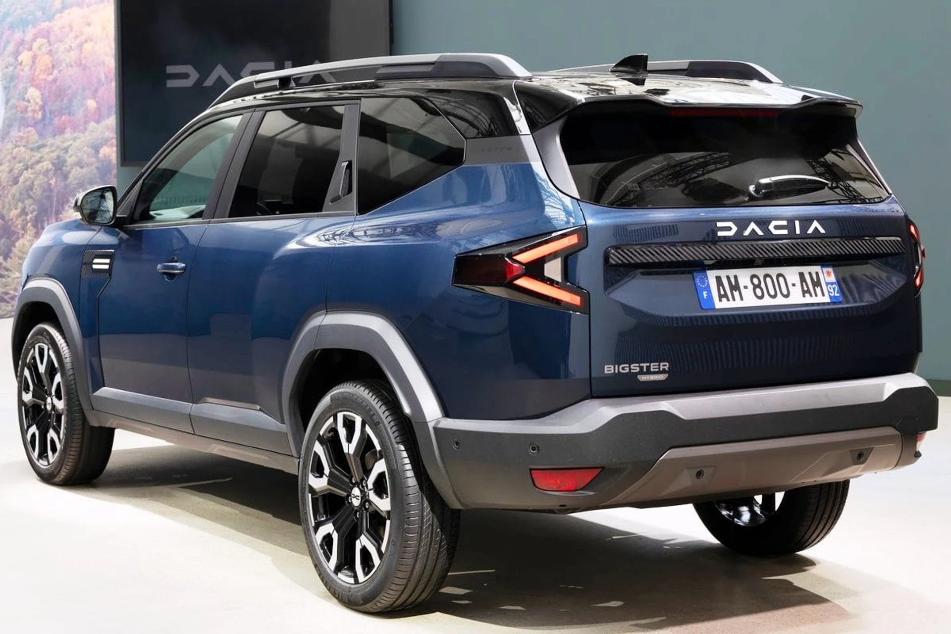 Dacia Bigster rear 2025