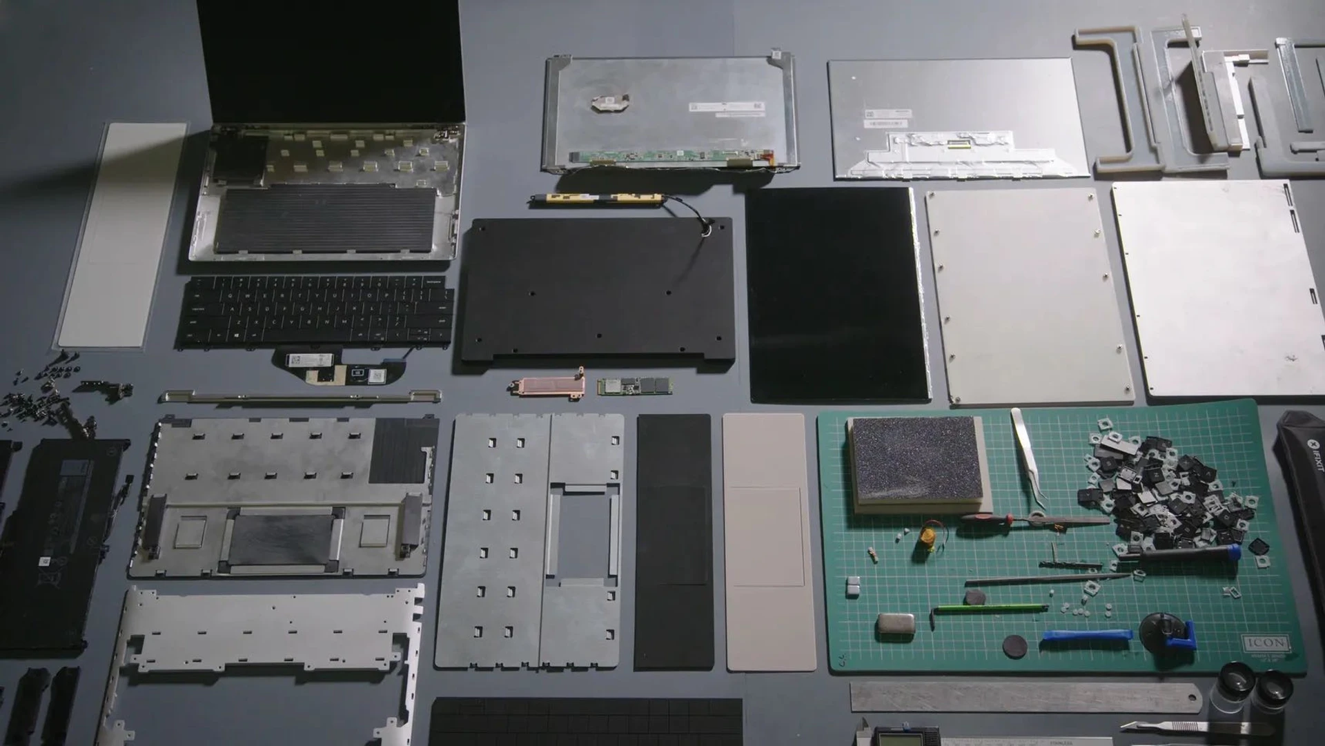 Dell Concept Luna 00001