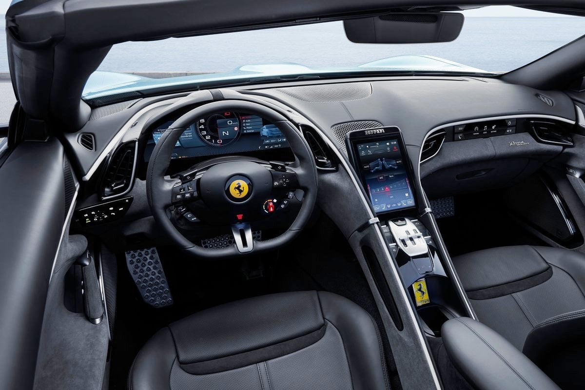 Ferrari Roma Spider 5