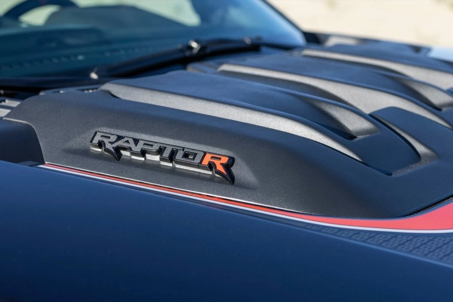 Ford F-150 Raptor R 6