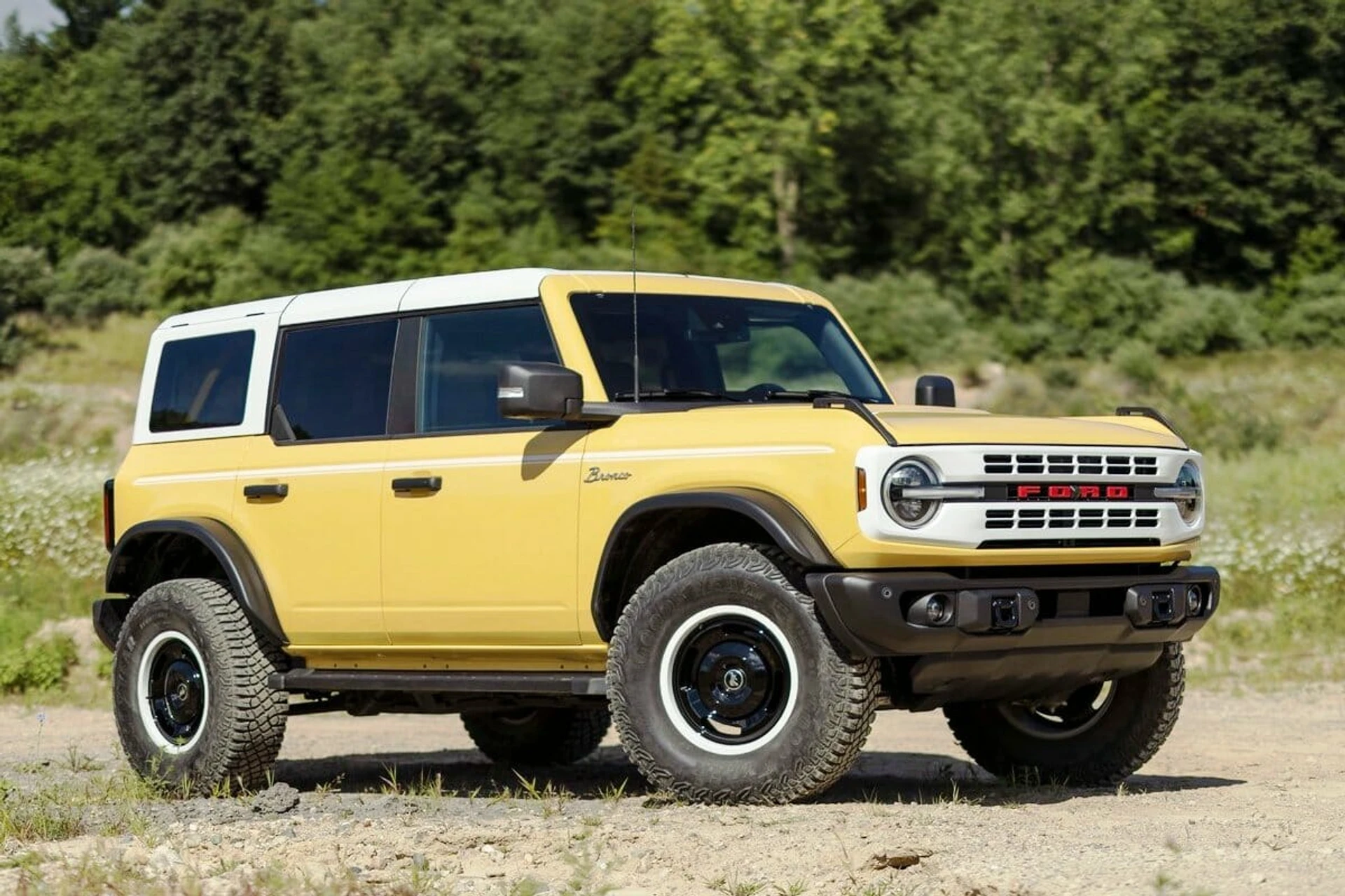 Ford Bronco Heritage Edition