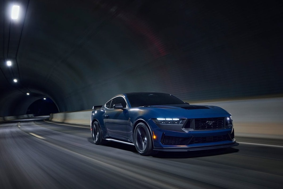 Ford Mustang Dark Horse
