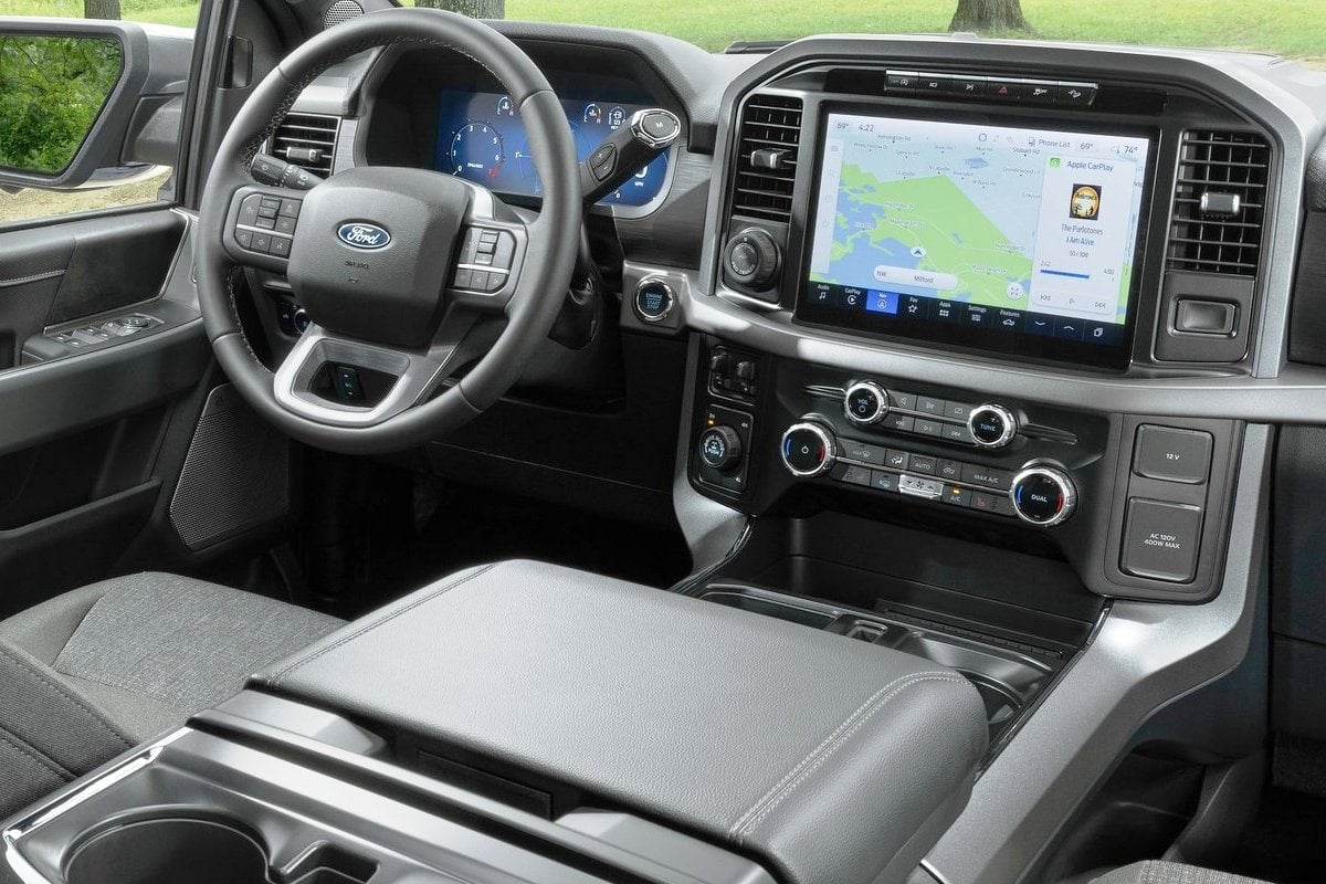 Ford F-150 inside