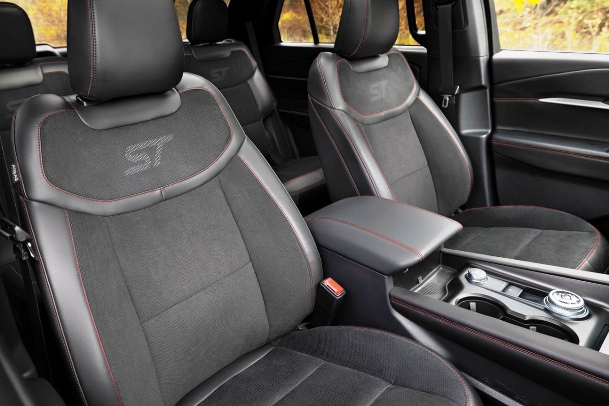 Ford Explorer ST seats