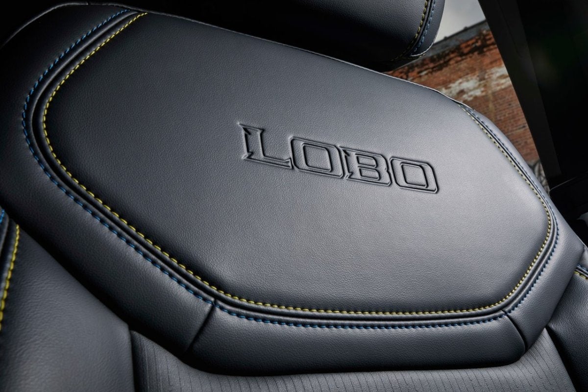 Ford Maverick Lobo seats