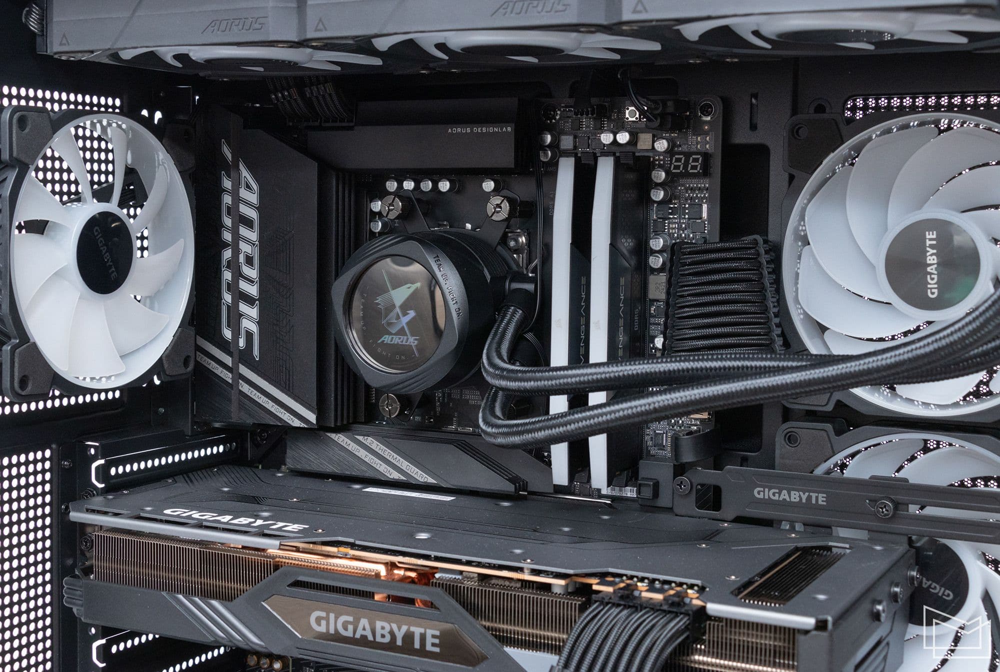 GIGABYTE-X870-AORUS-ELITE-WIFI7_11