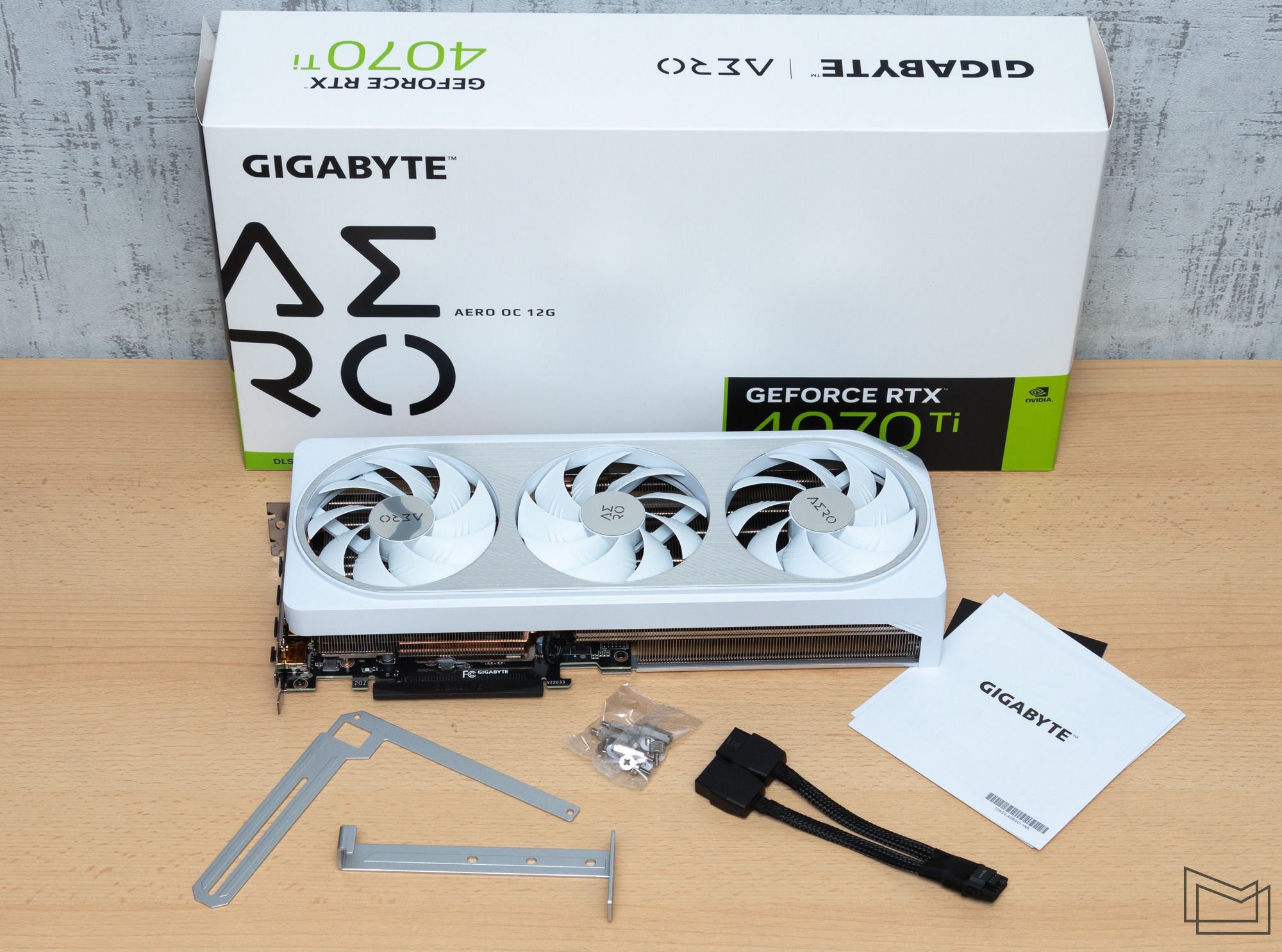 GIGABYTE_GeForce-RTX-4070-Ti-AERO-OC-12G_2