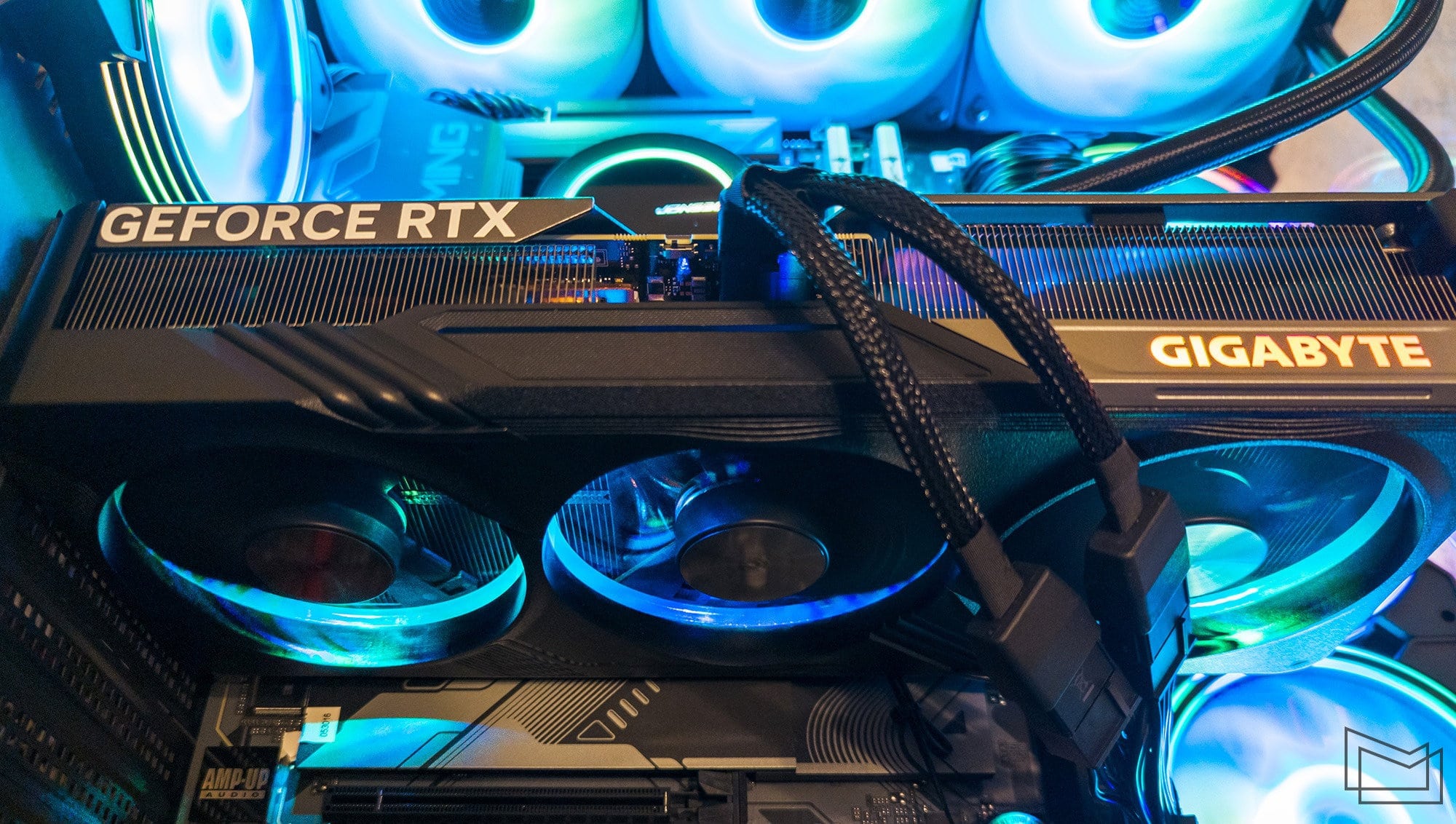 GIGABYTE-GeForce-RTX-4070-Ti-SUPER_GAMING-OC_13