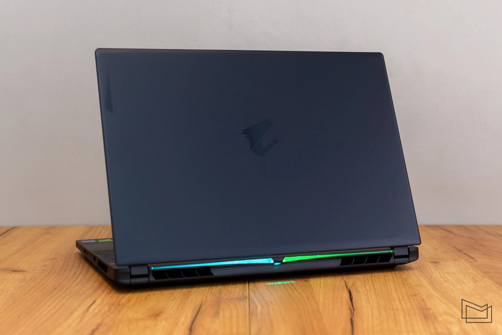 GIGABYTE AORUS 16X (2024) (3 of 32)